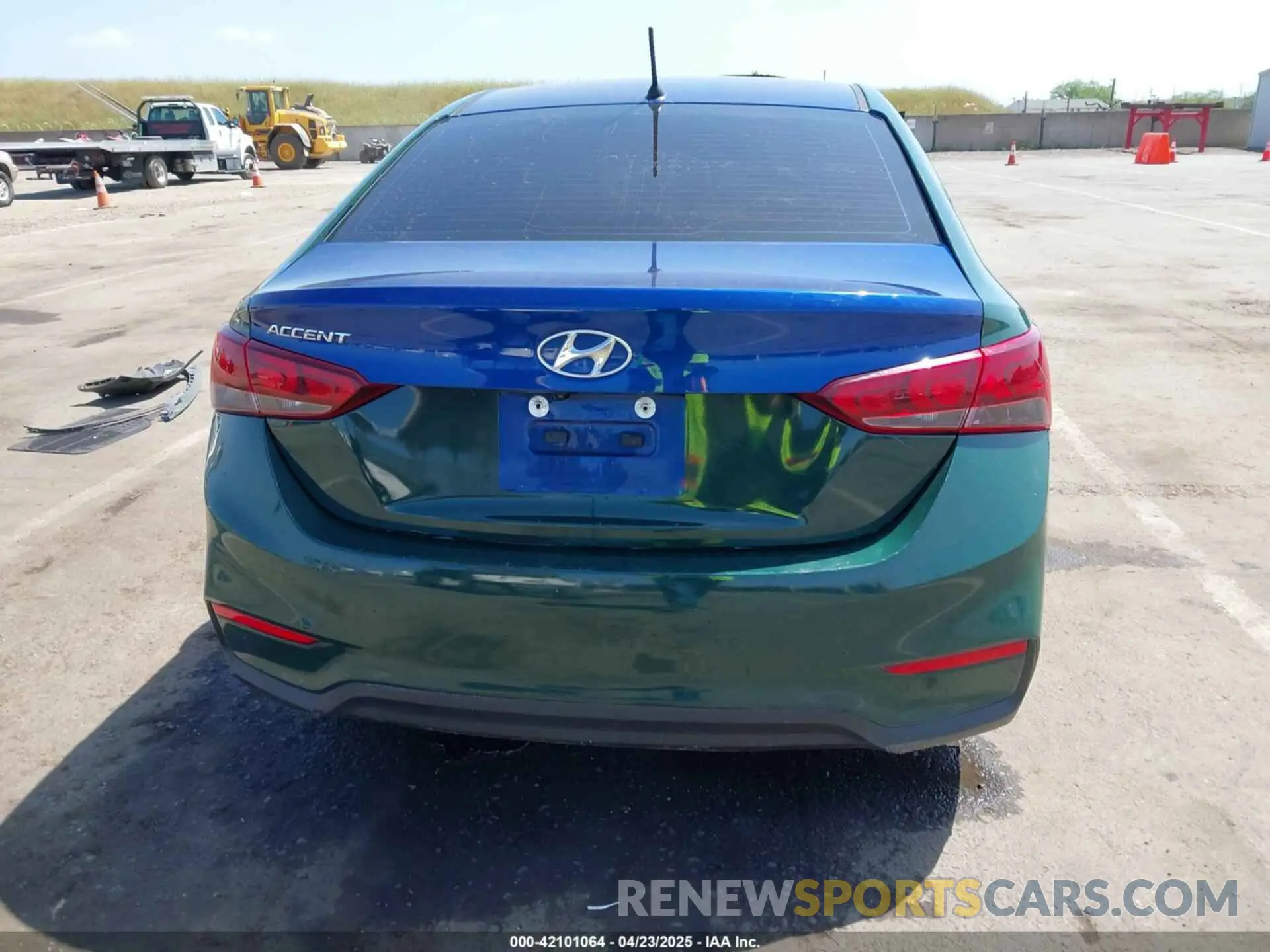 16 Photograph of a damaged car 3KPC24A67LE113117 HYUNDAI ACCENT 2020