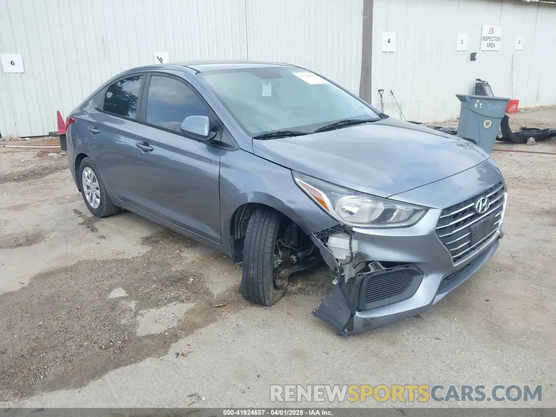 1 Photograph of a damaged car 3KPC24A67LE117880 HYUNDAI ACCENT 2020
