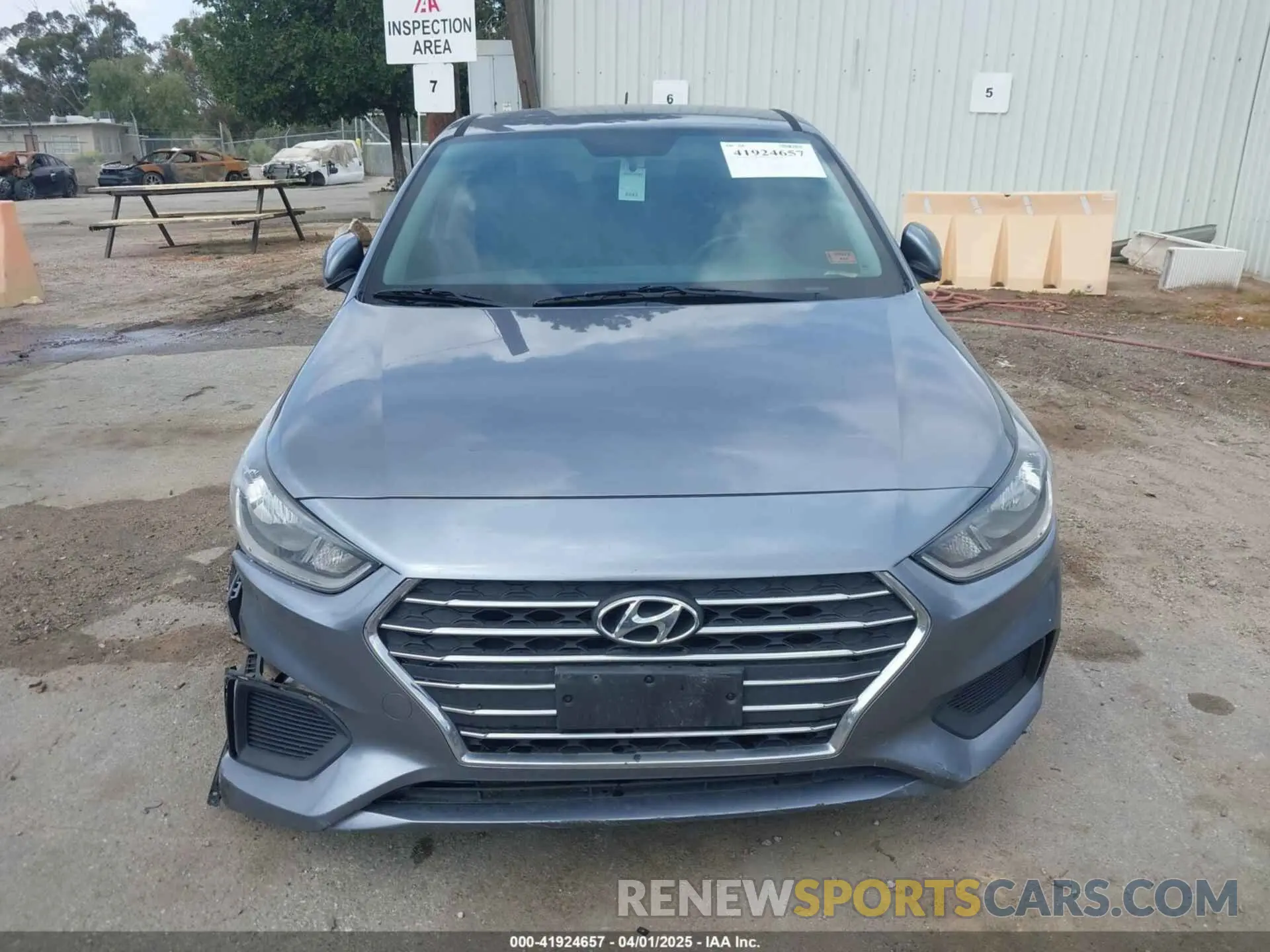 13 Photograph of a damaged car 3KPC24A67LE117880 HYUNDAI ACCENT 2020