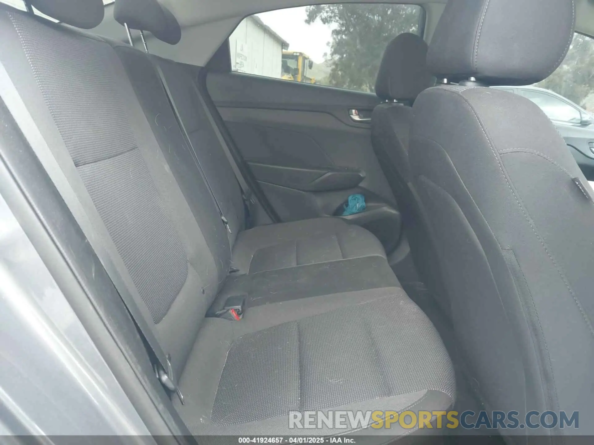 8 Photograph of a damaged car 3KPC24A67LE117880 HYUNDAI ACCENT 2020