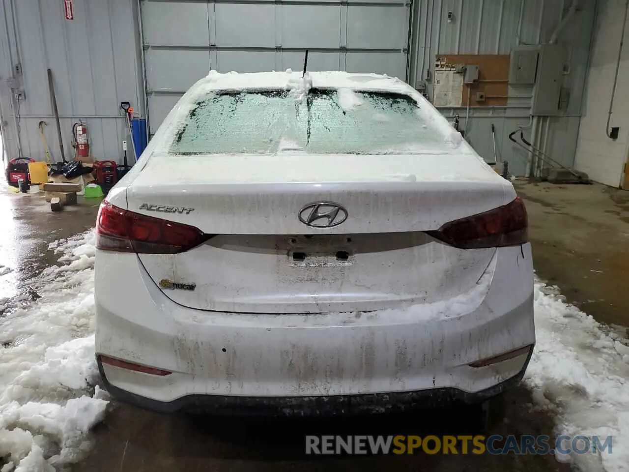 6 Photograph of a damaged car 3KPC24A67LE118804 HYUNDAI ACCENT 2020