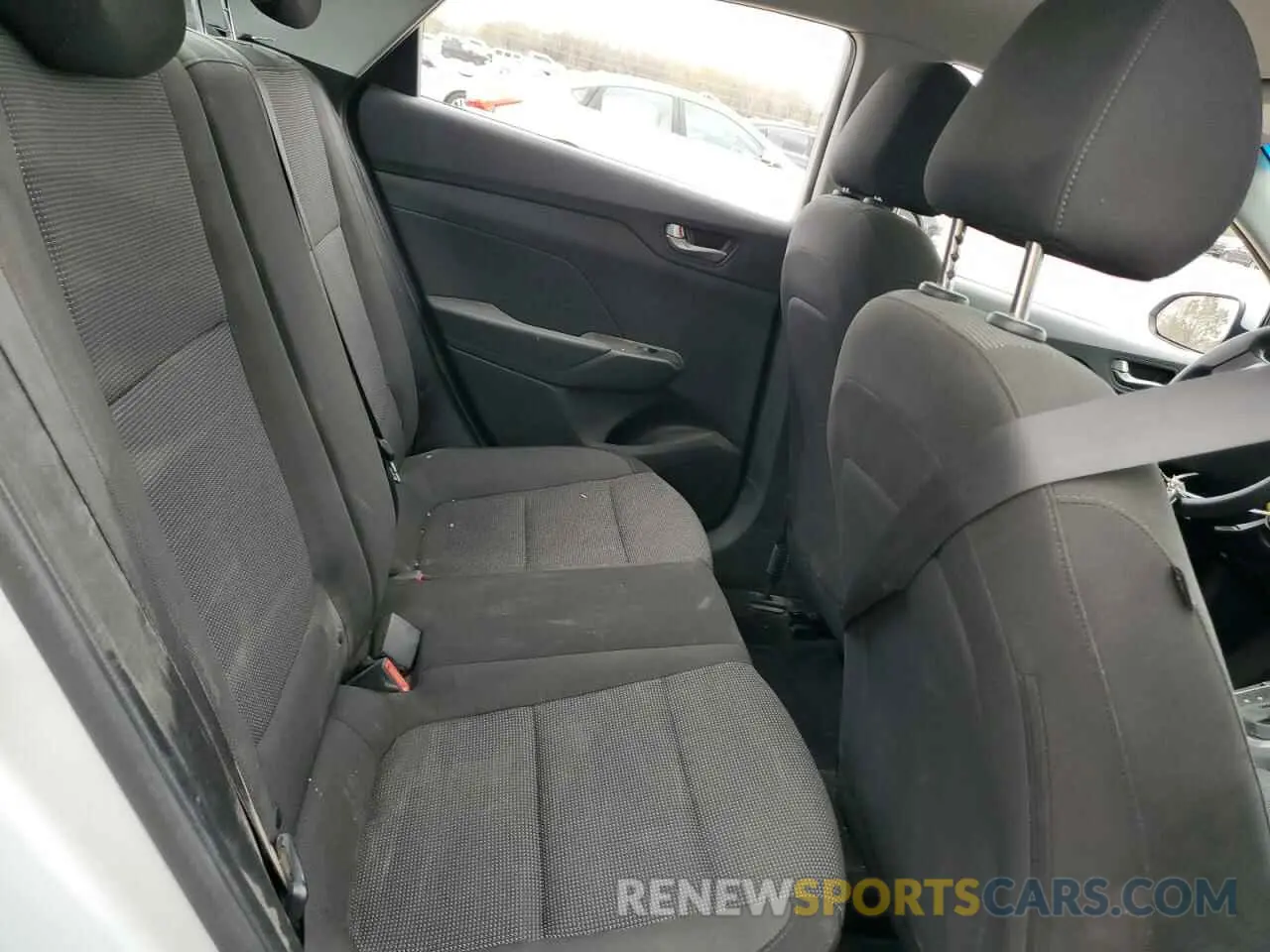 10 Photograph of a damaged car 3KPC24A68LE107004 HYUNDAI ACCENT 2020