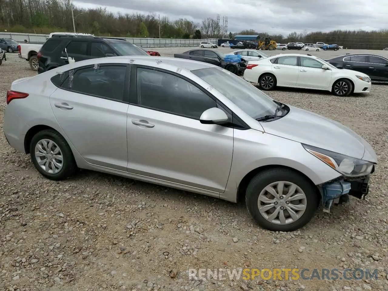 4 Photograph of a damaged car 3KPC24A68LE107004 HYUNDAI ACCENT 2020