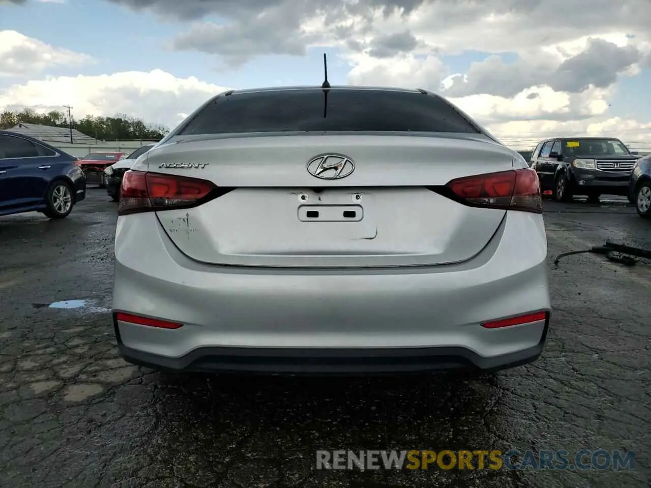 6 Photograph of a damaged car 3KPC24A68LE109013 HYUNDAI ACCENT 2020