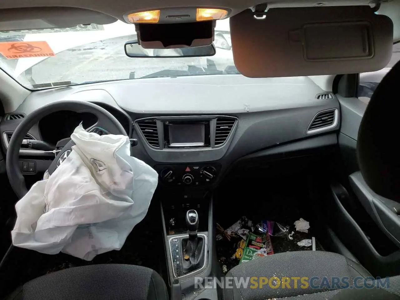 8 Photograph of a damaged car 3KPC24A68LE109013 HYUNDAI ACCENT 2020