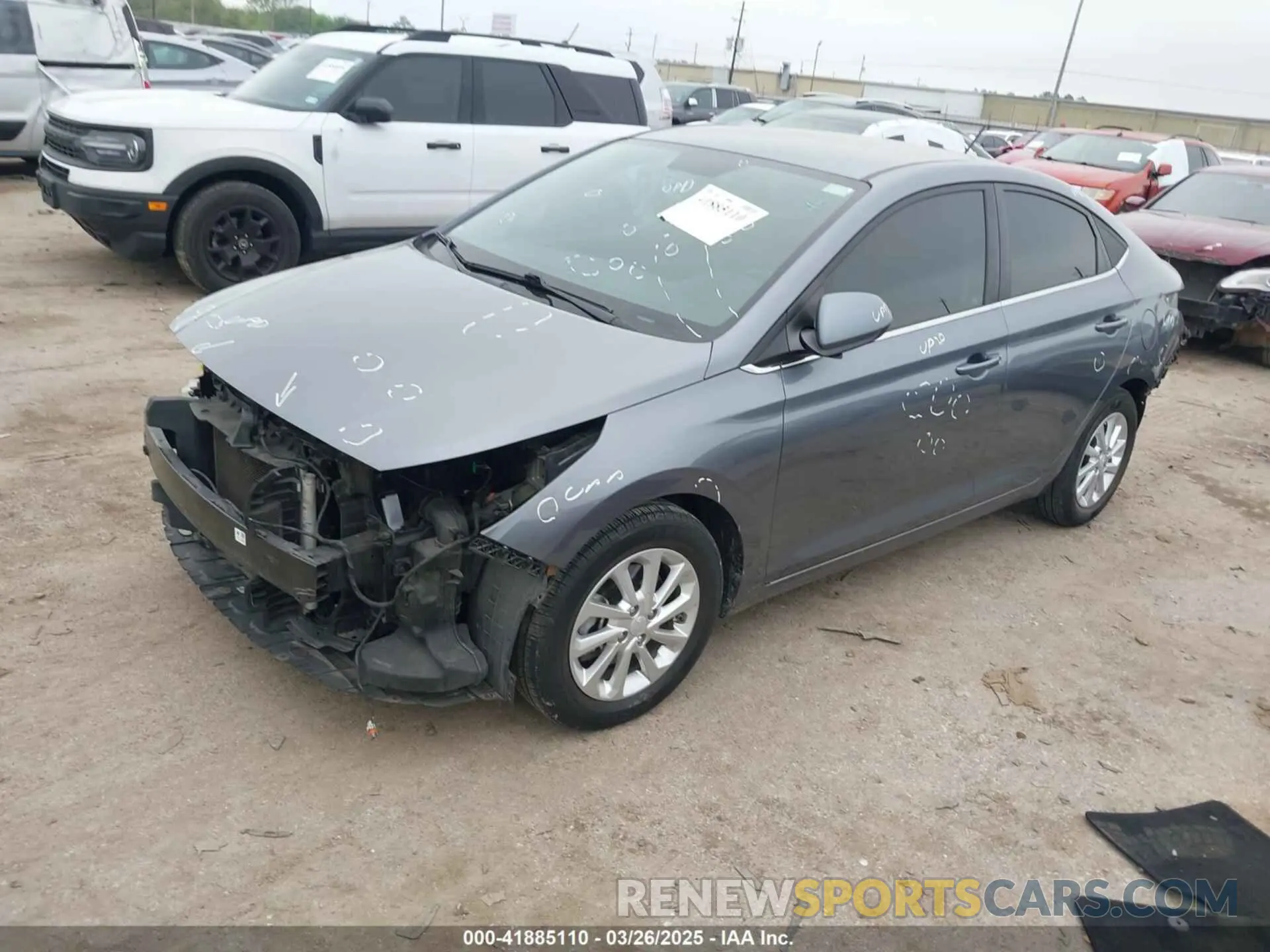 2 Photograph of a damaged car 3KPC24A68LE111182 HYUNDAI ACCENT 2020