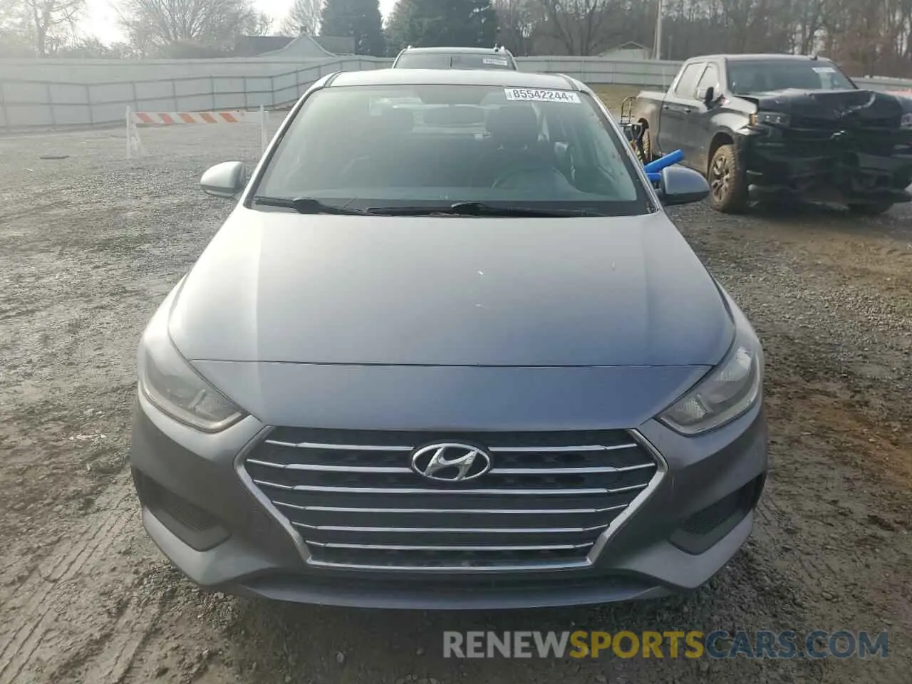 5 Photograph of a damaged car 3KPC24A68LE113482 HYUNDAI ACCENT 2020
