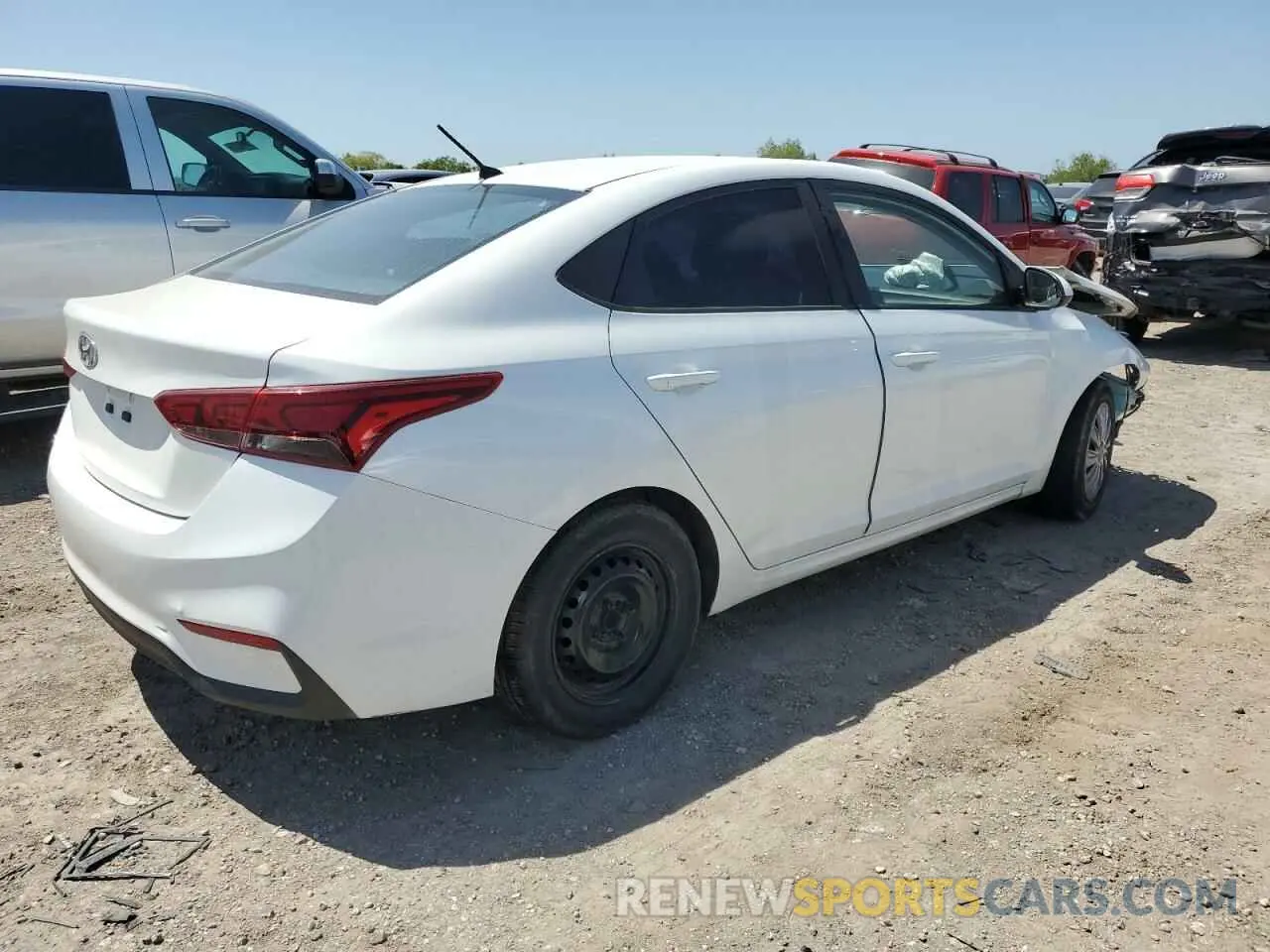 3 Photograph of a damaged car 3KPC24A68LE119489 HYUNDAI ACCENT 2020