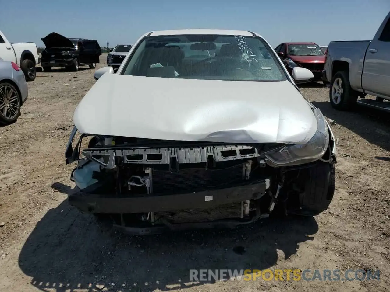 5 Photograph of a damaged car 3KPC24A68LE119489 HYUNDAI ACCENT 2020