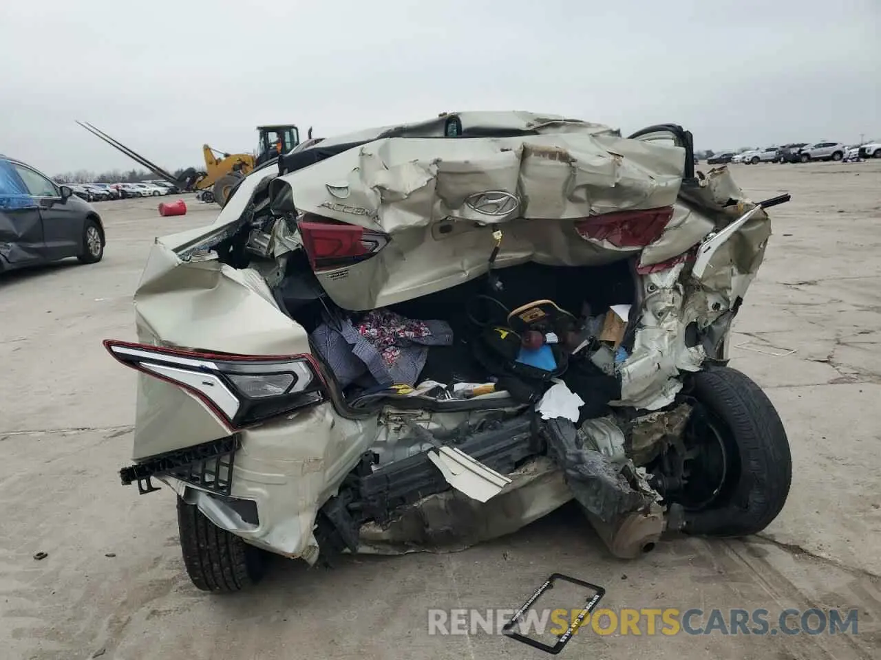 6 Photograph of a damaged car 3KPC24A69LE100403 HYUNDAI ACCENT 2020