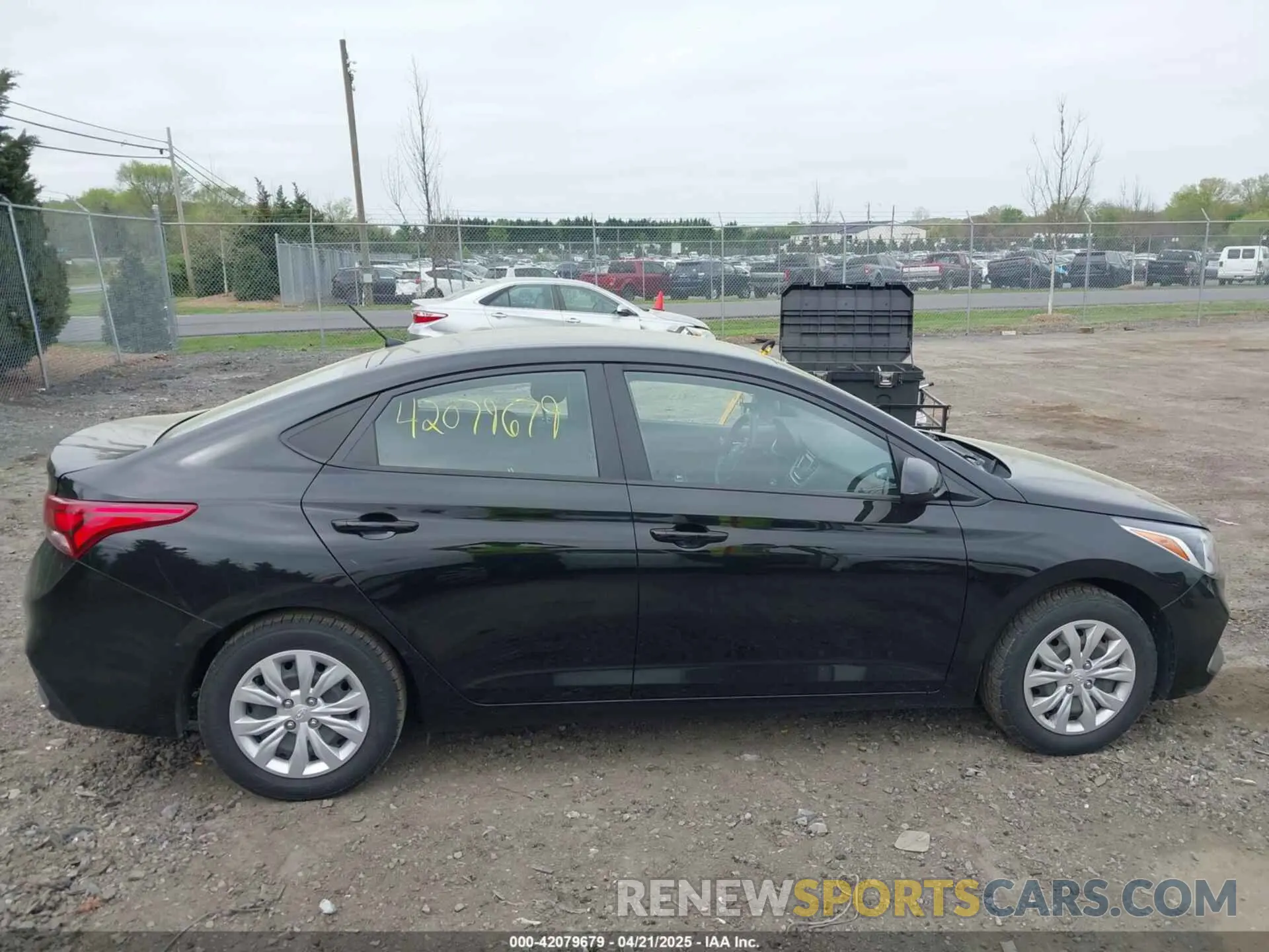 14 Photograph of a damaged car 3KPC24A69LE104371 HYUNDAI ACCENT 2020