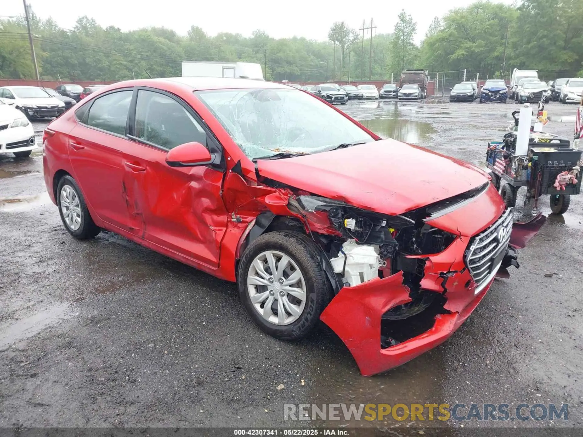 18 Photograph of a damaged car 3KPC24A69LE104869 HYUNDAI ACCENT 2020