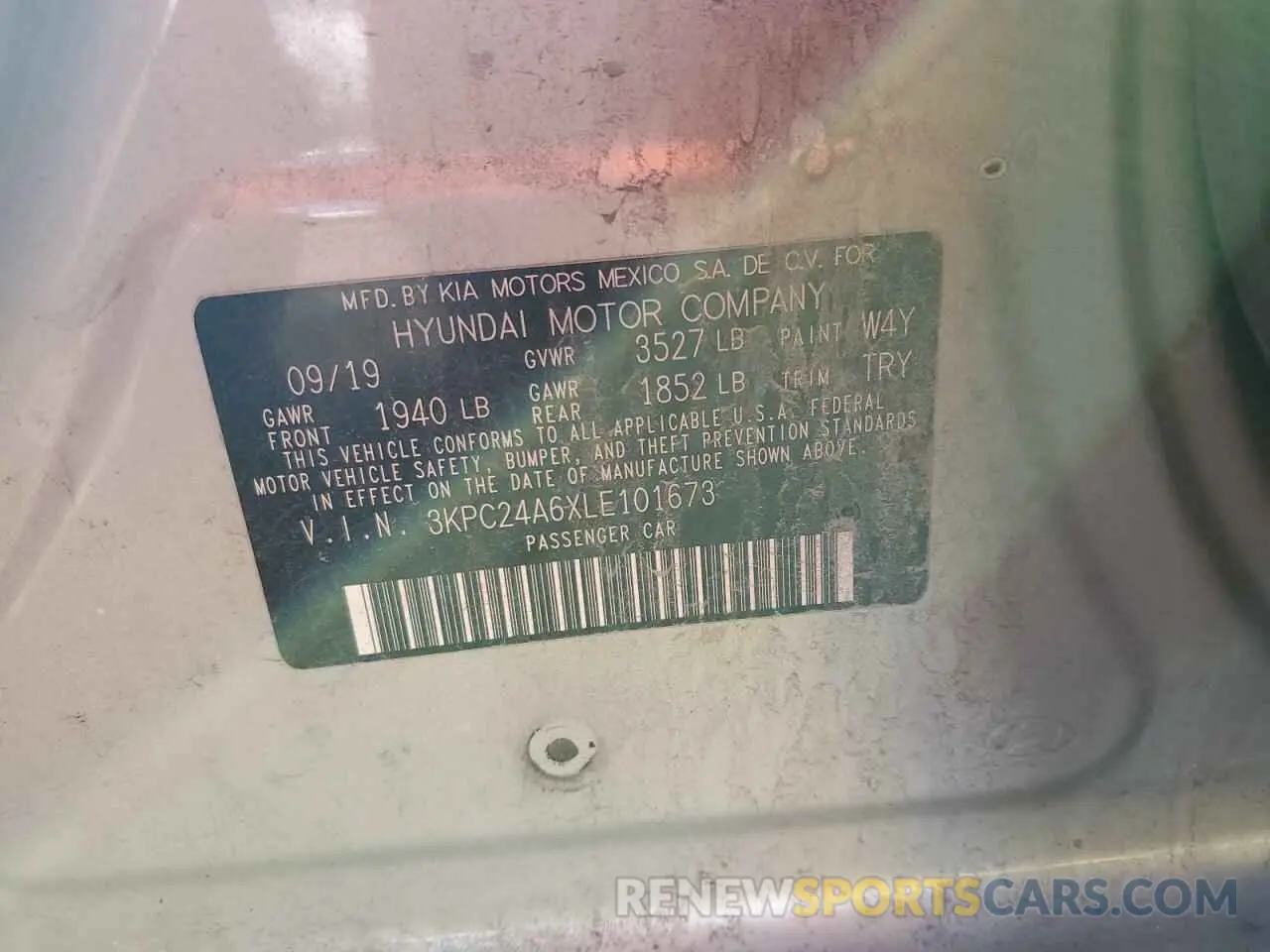 12 Photograph of a damaged car 3KPC24A6XLE101673 HYUNDAI ACCENT 2020