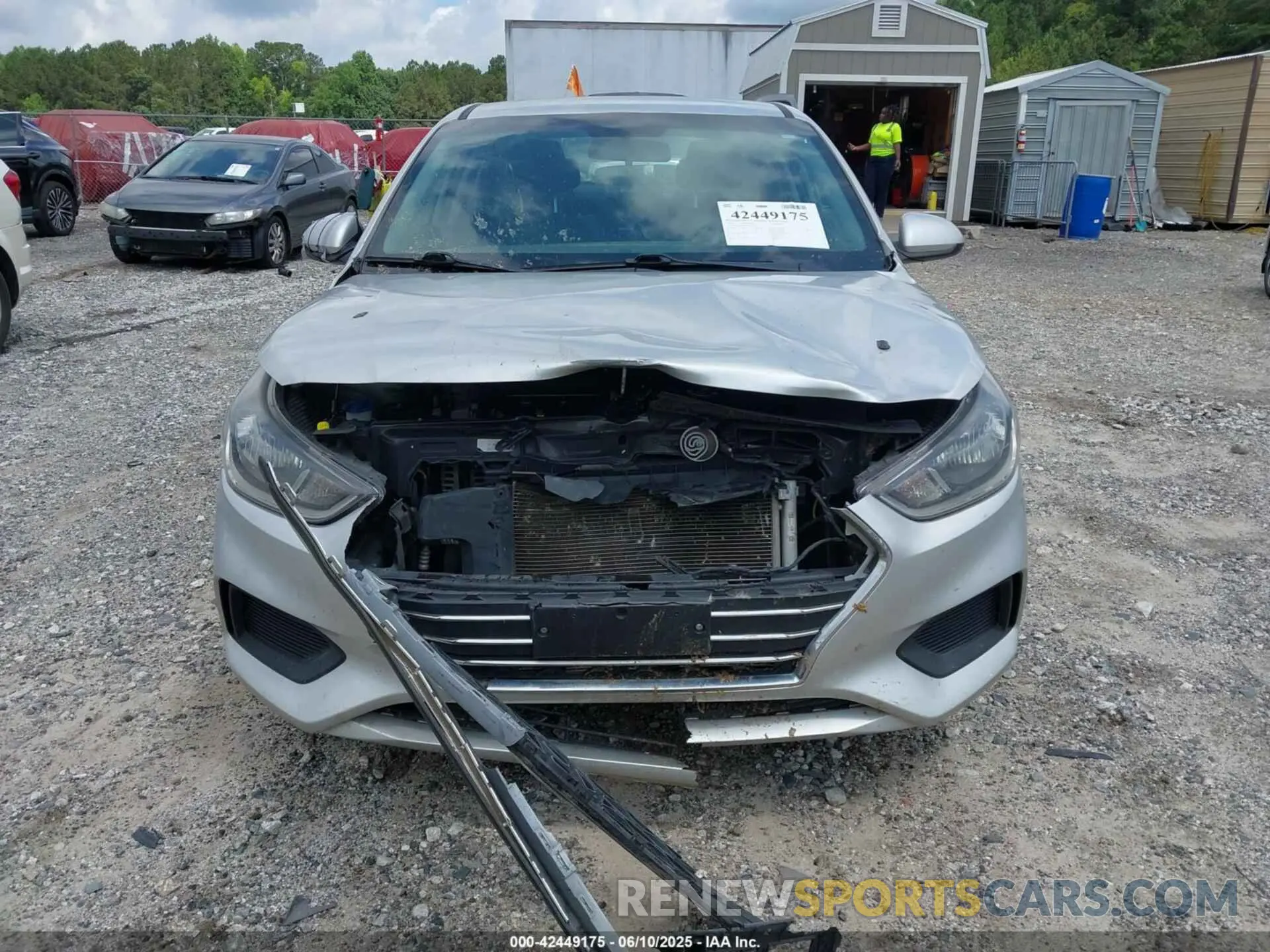 12 Photograph of a damaged car 3KPC24A6XLE106727 HYUNDAI ACCENT 2020