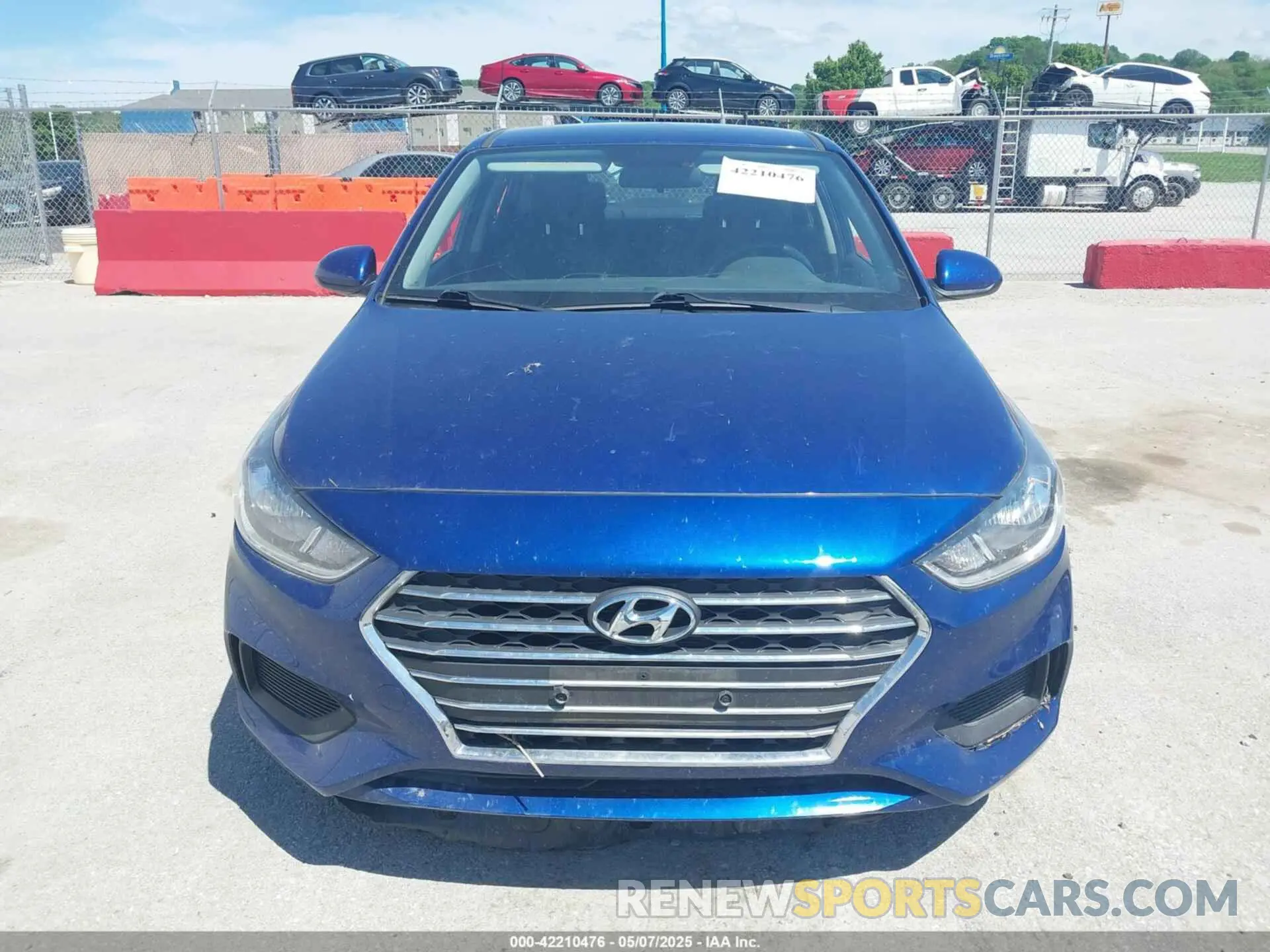 12 Photograph of a damaged car 3KPC24A6XLE126718 HYUNDAI ACCENT 2020