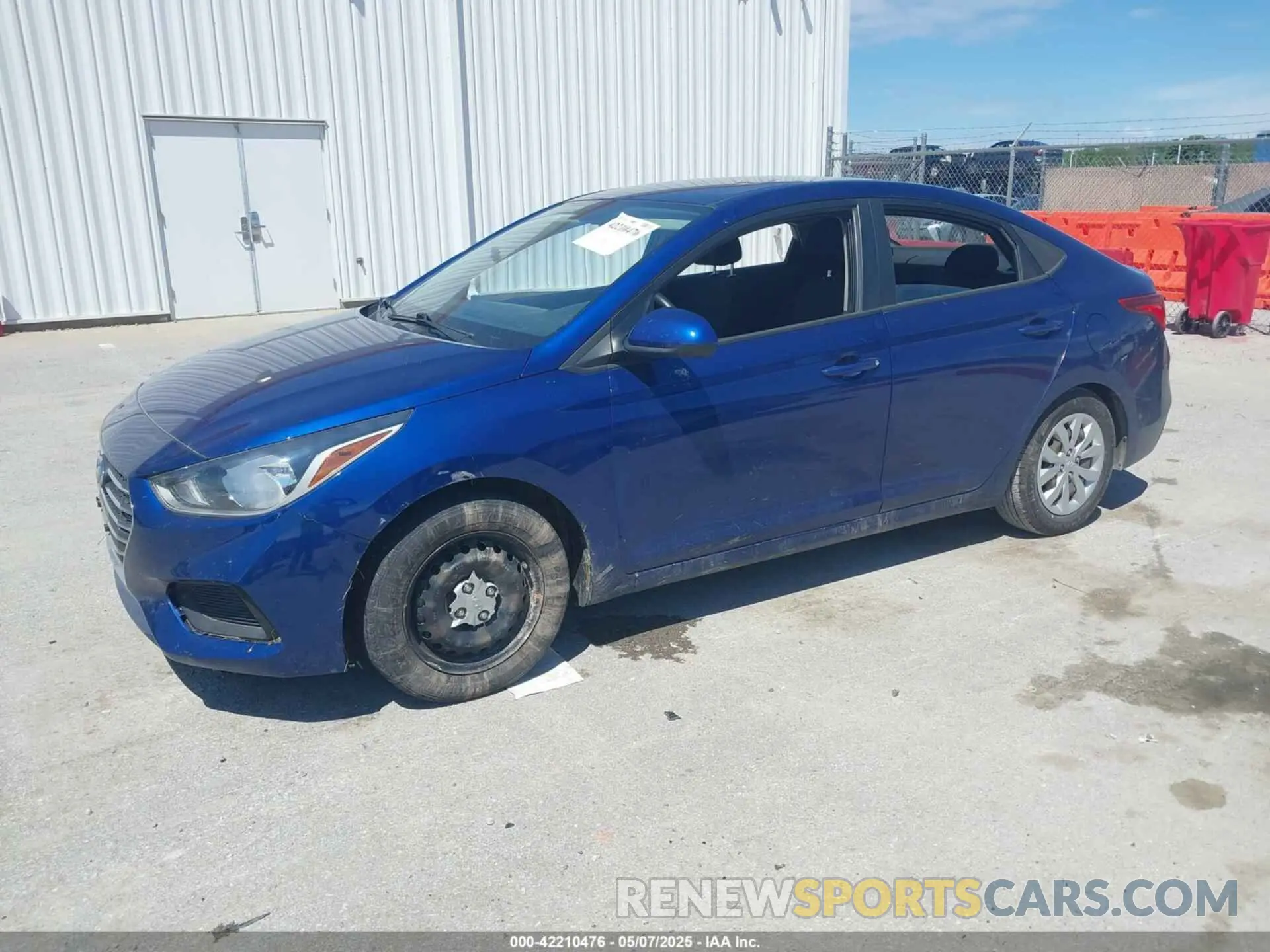 2 Photograph of a damaged car 3KPC24A6XLE126718 HYUNDAI ACCENT 2020
