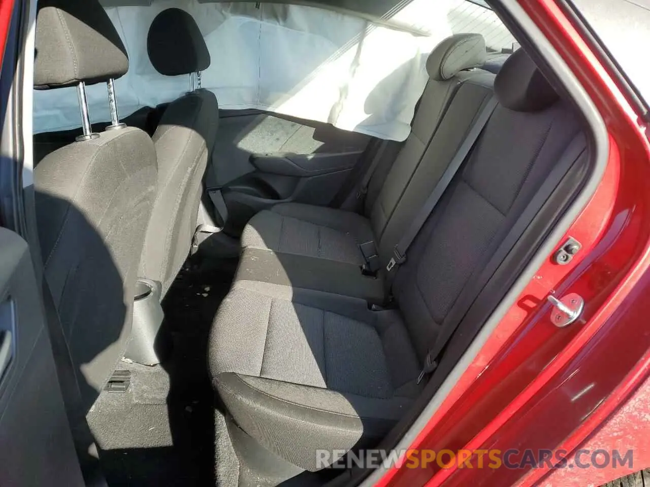 10 Photograph of a damaged car 3KPC24A60ME128964 HYUNDAI ACCENT 2021