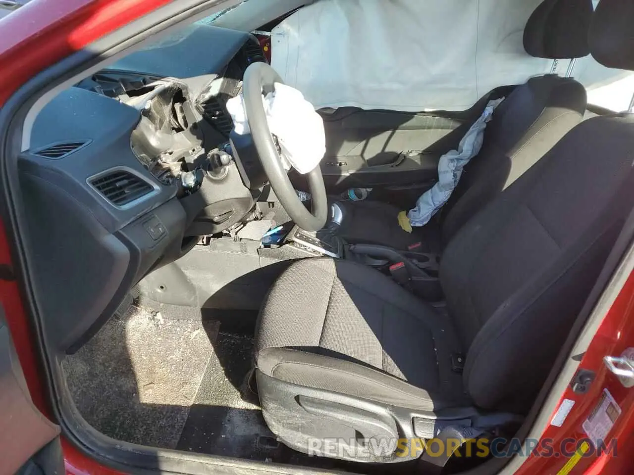 7 Photograph of a damaged car 3KPC24A60ME128964 HYUNDAI ACCENT 2021