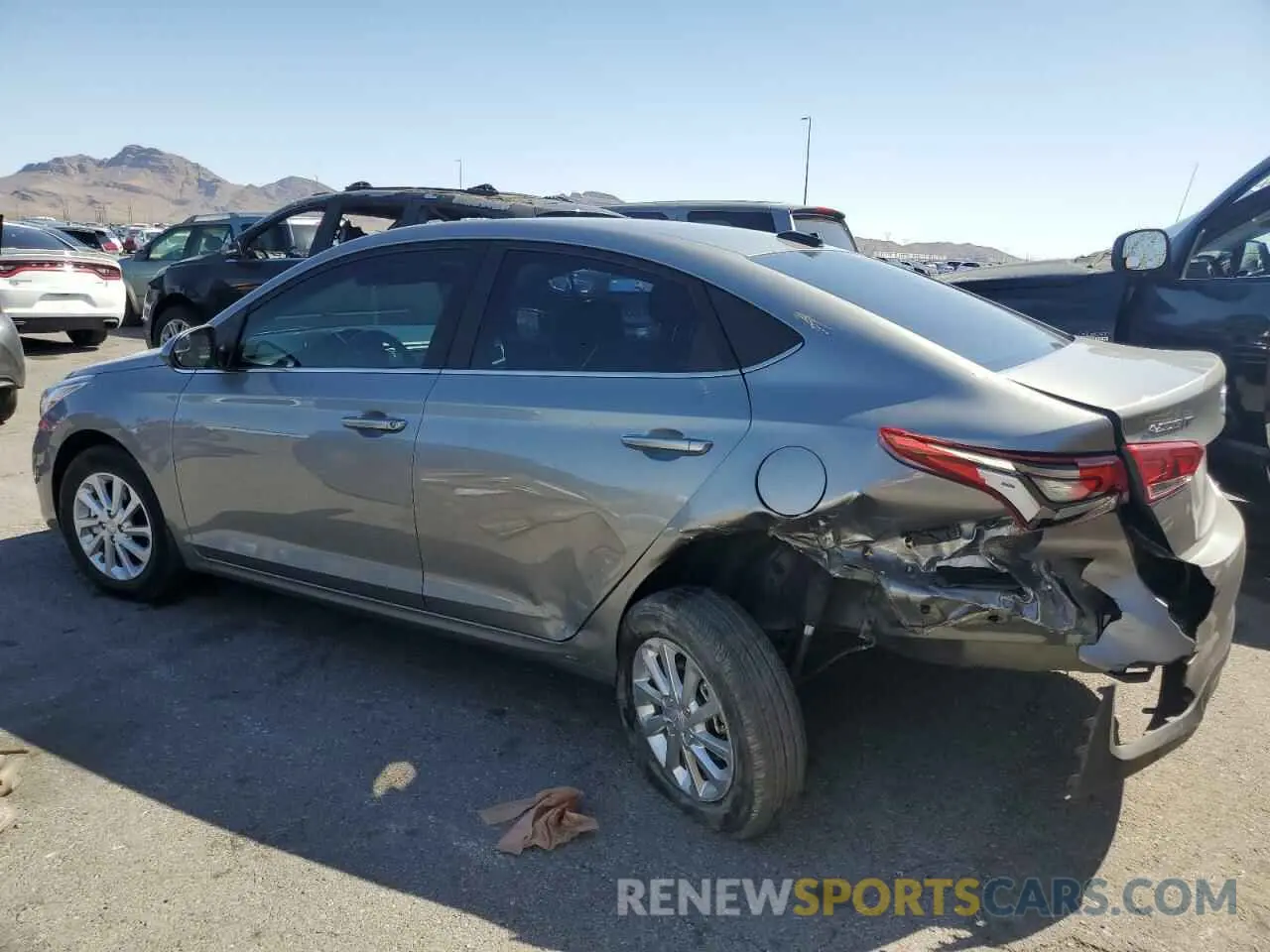 2 Photograph of a damaged car 3KPC24A60ME134604 HYUNDAI ACCENT 2021