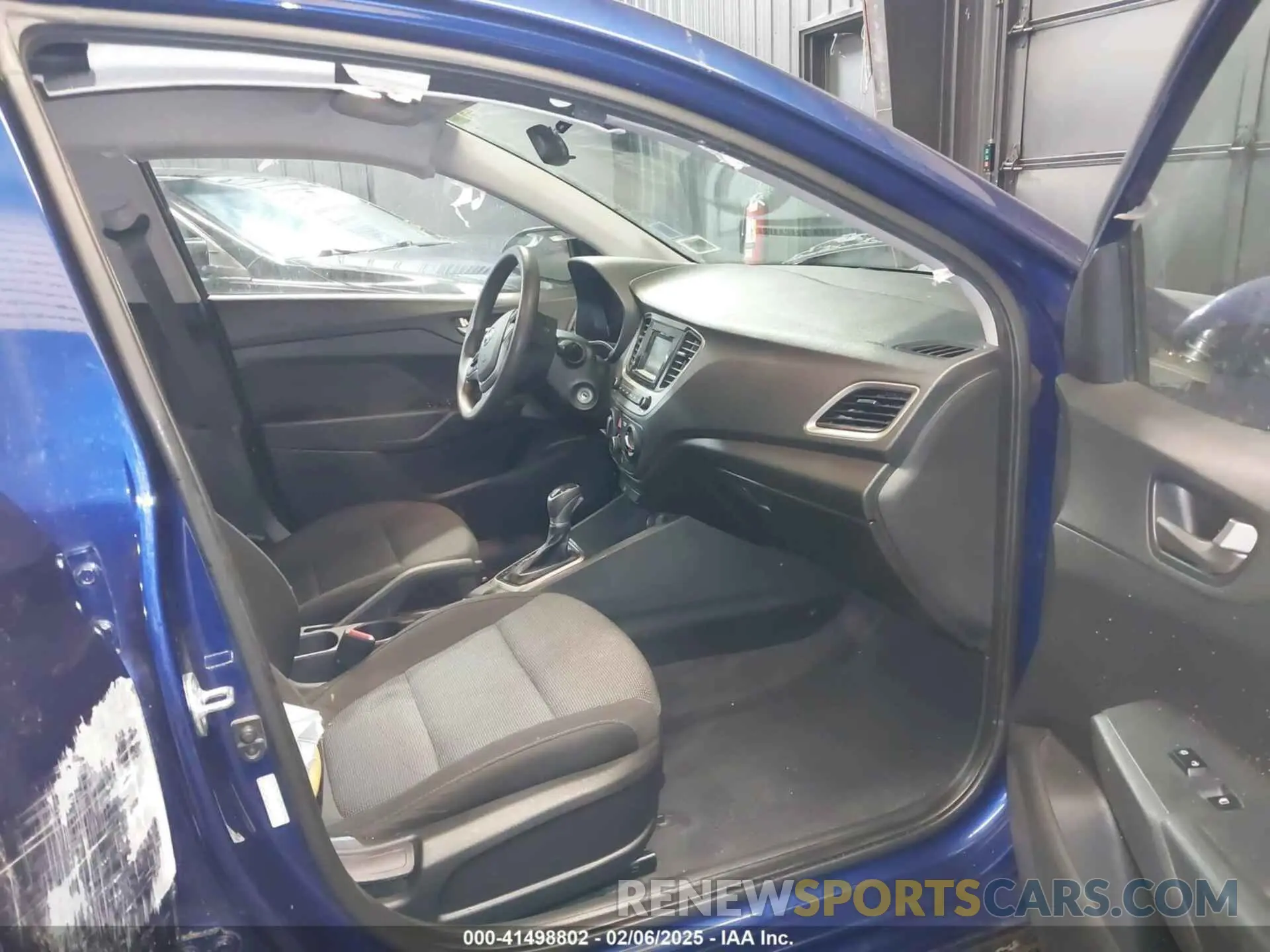 5 Photograph of a damaged car 3KPC24A60ME136417 HYUNDAI ACCENT 2021