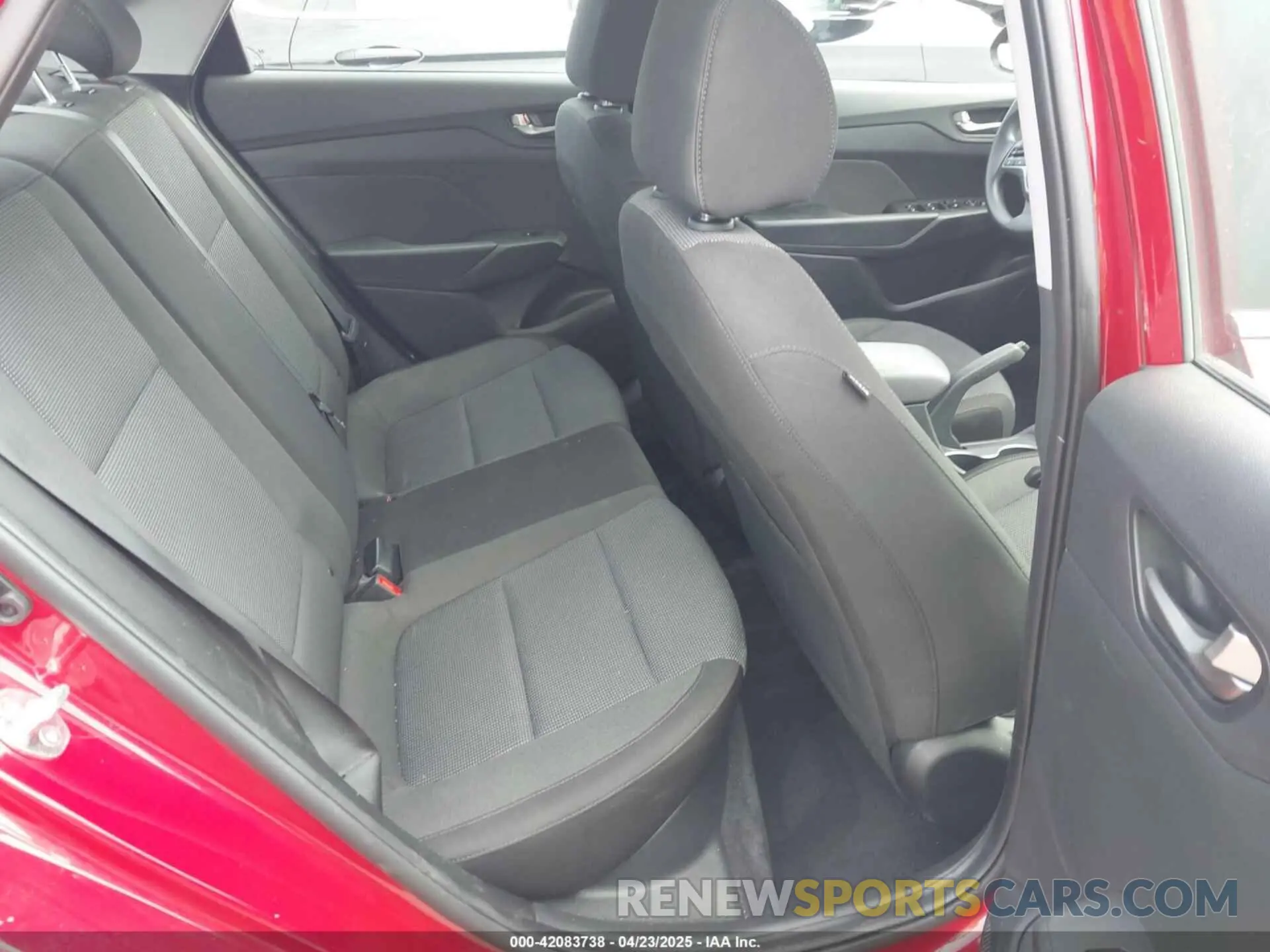 8 Photograph of a damaged car 3KPC24A60ME139172 HYUNDAI ACCENT 2021