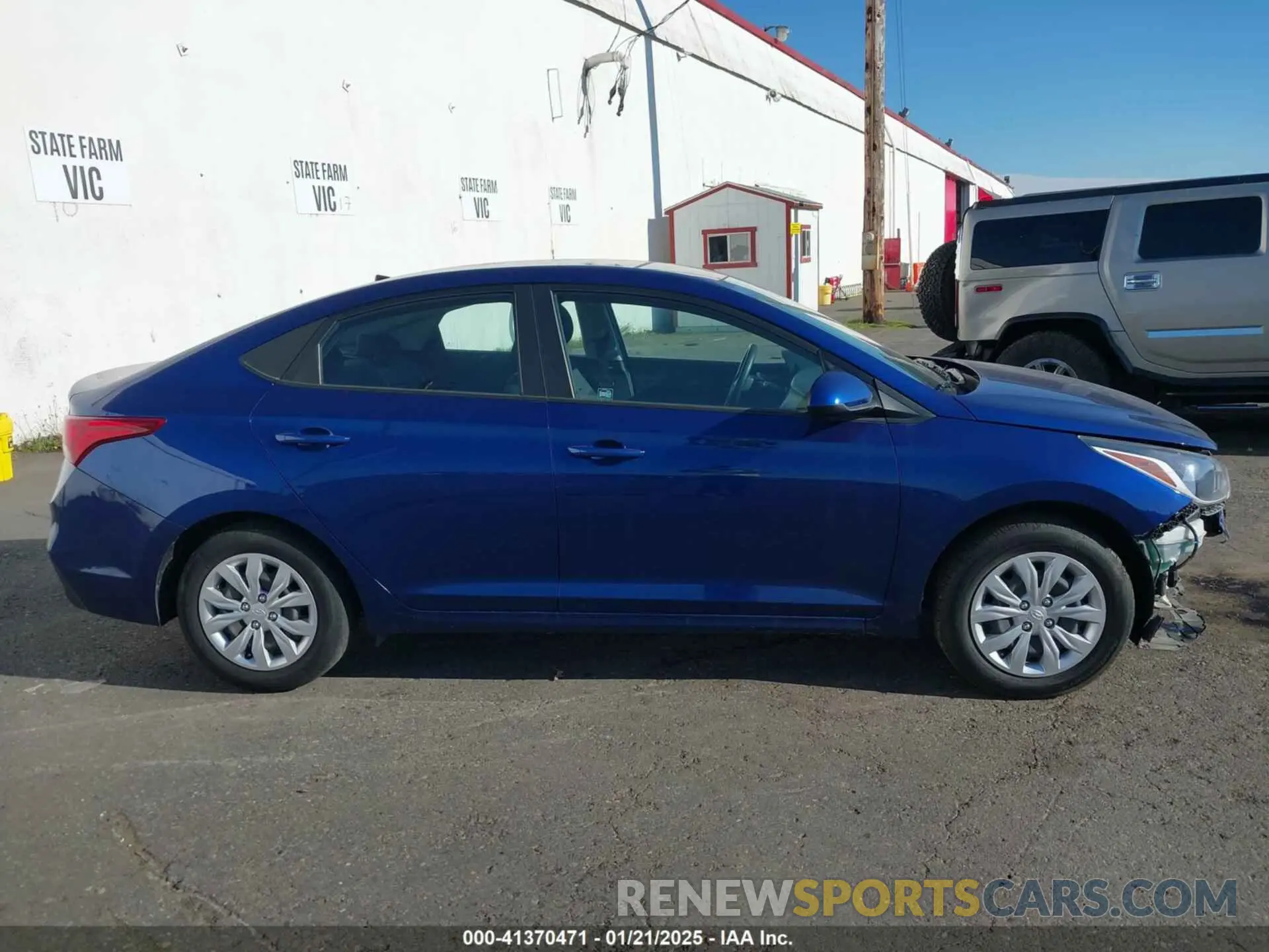 13 Photograph of a damaged car 3KPC24A61ME130559 HYUNDAI ACCENT 2021