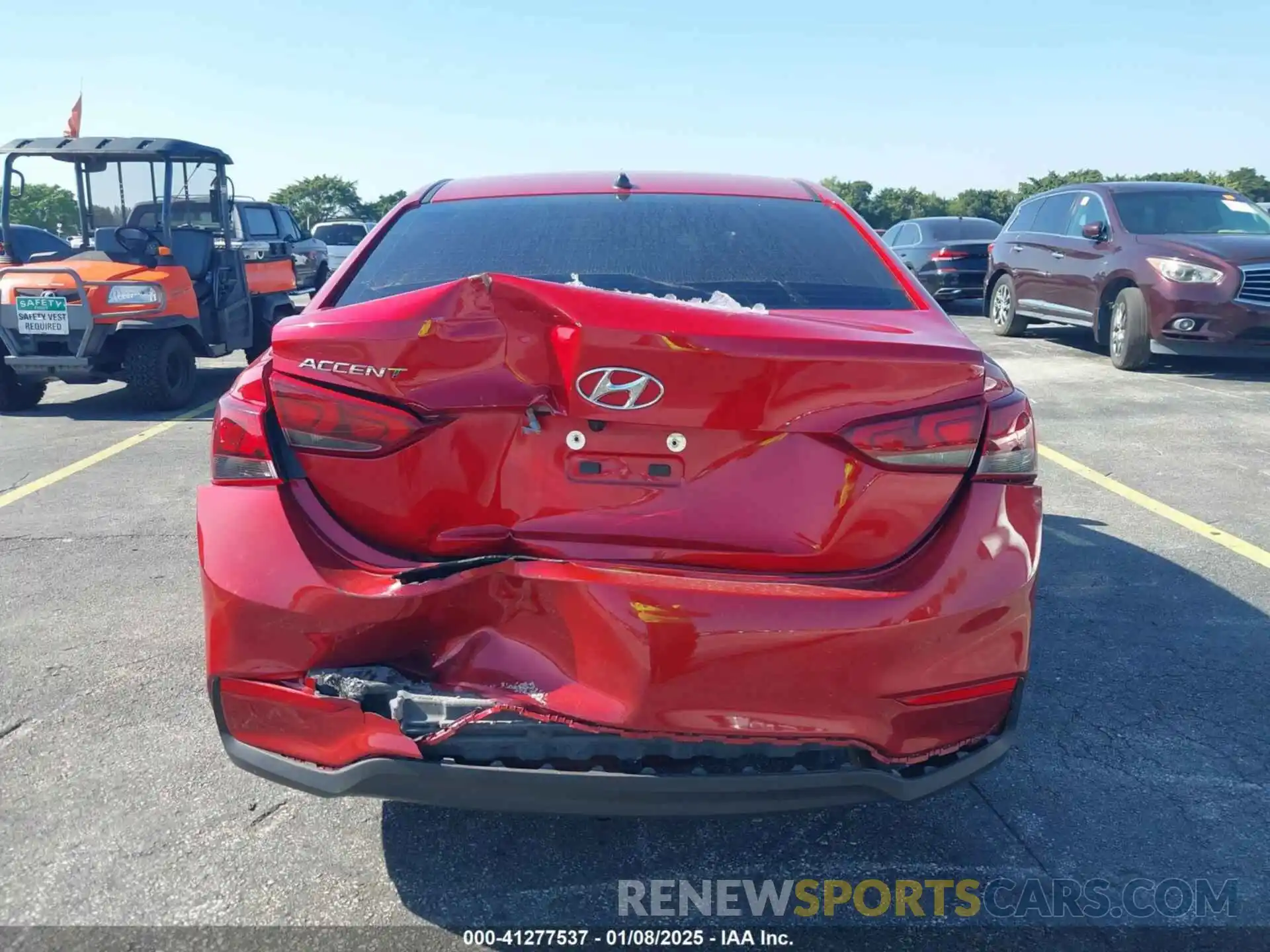 16 Photograph of a damaged car 3KPC24A61ME134322 HYUNDAI ACCENT 2021