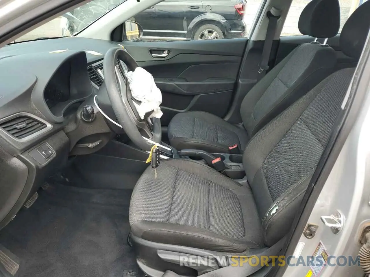 7 Photograph of a damaged car 3KPC24A62ME131784 HYUNDAI ACCENT 2021
