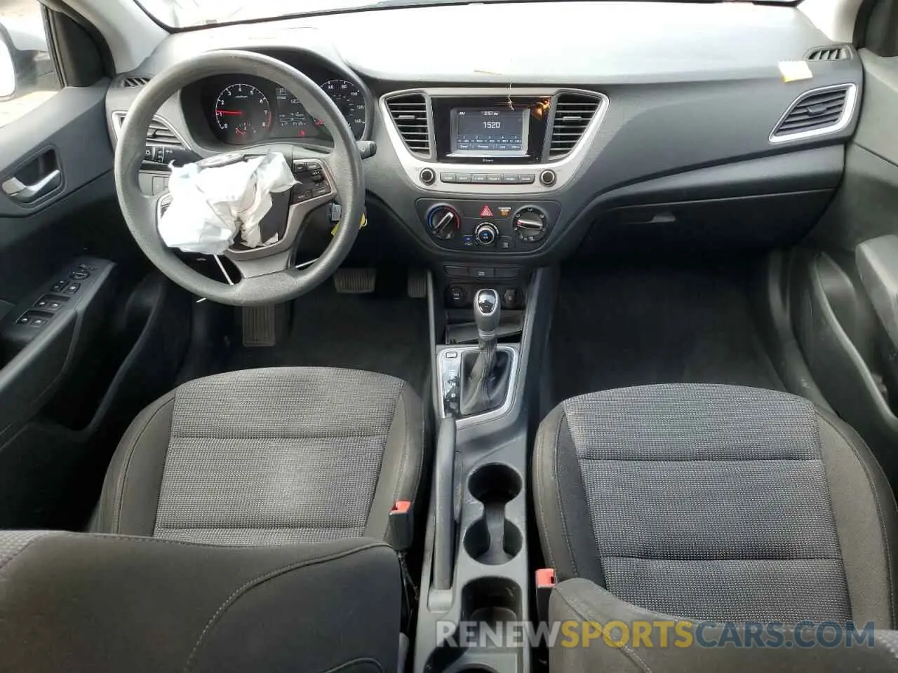 8 Photograph of a damaged car 3KPC24A62ME131784 HYUNDAI ACCENT 2021
