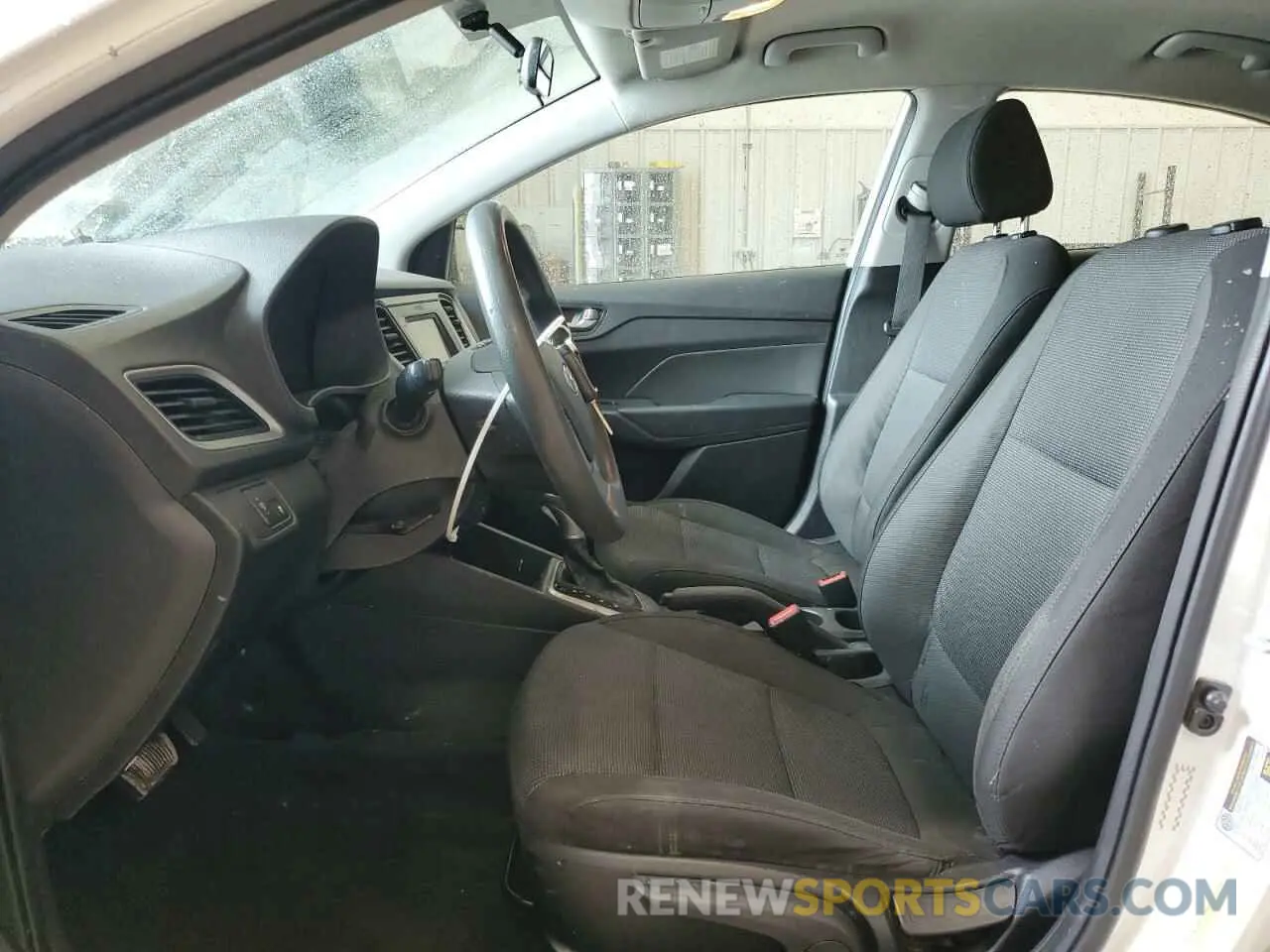 7 Photograph of a damaged car 3KPC24A62ME139089 HYUNDAI ACCENT 2021