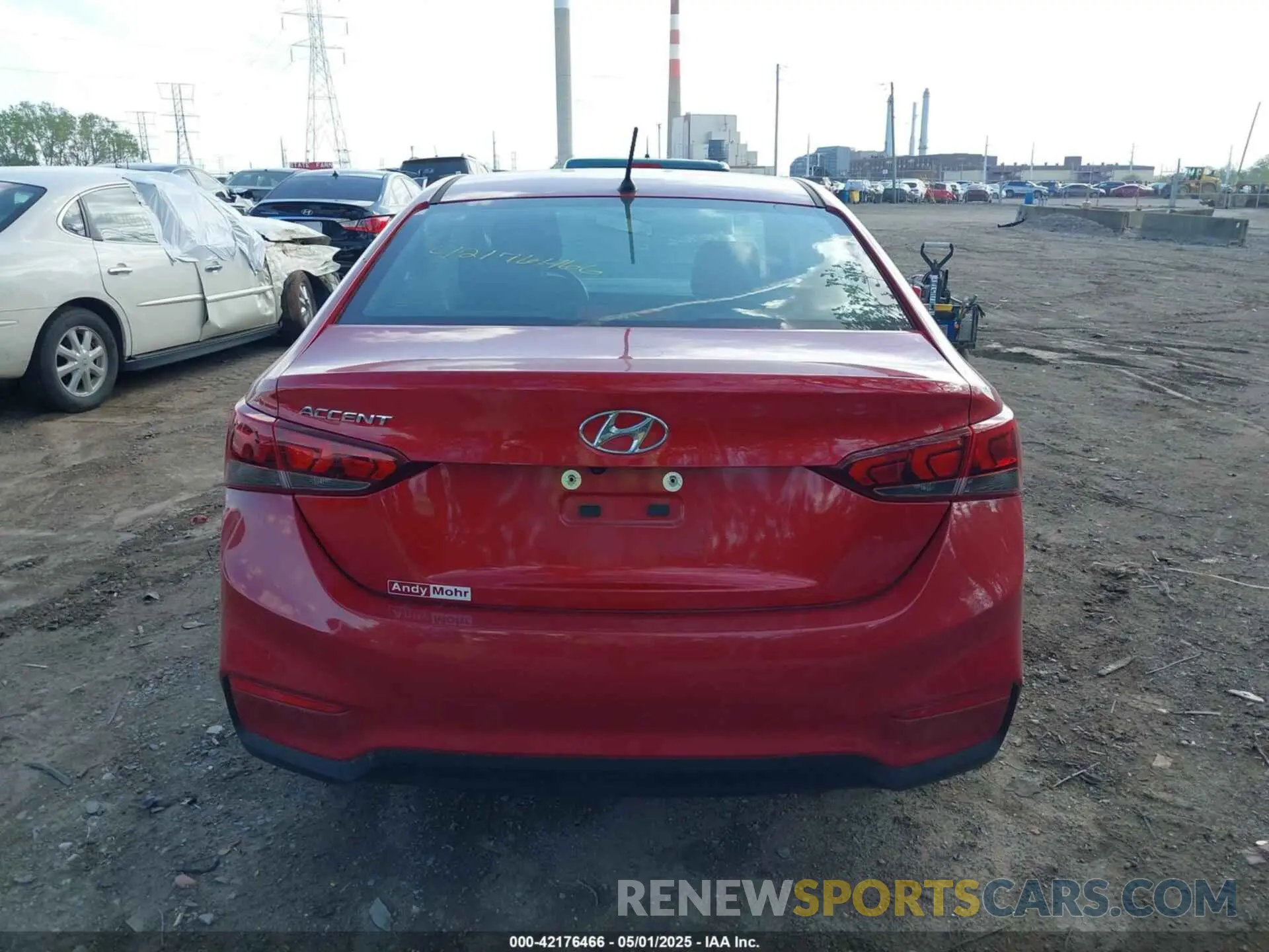 16 Photograph of a damaged car 3KPC24A62ME142333 HYUNDAI ACCENT 2021
