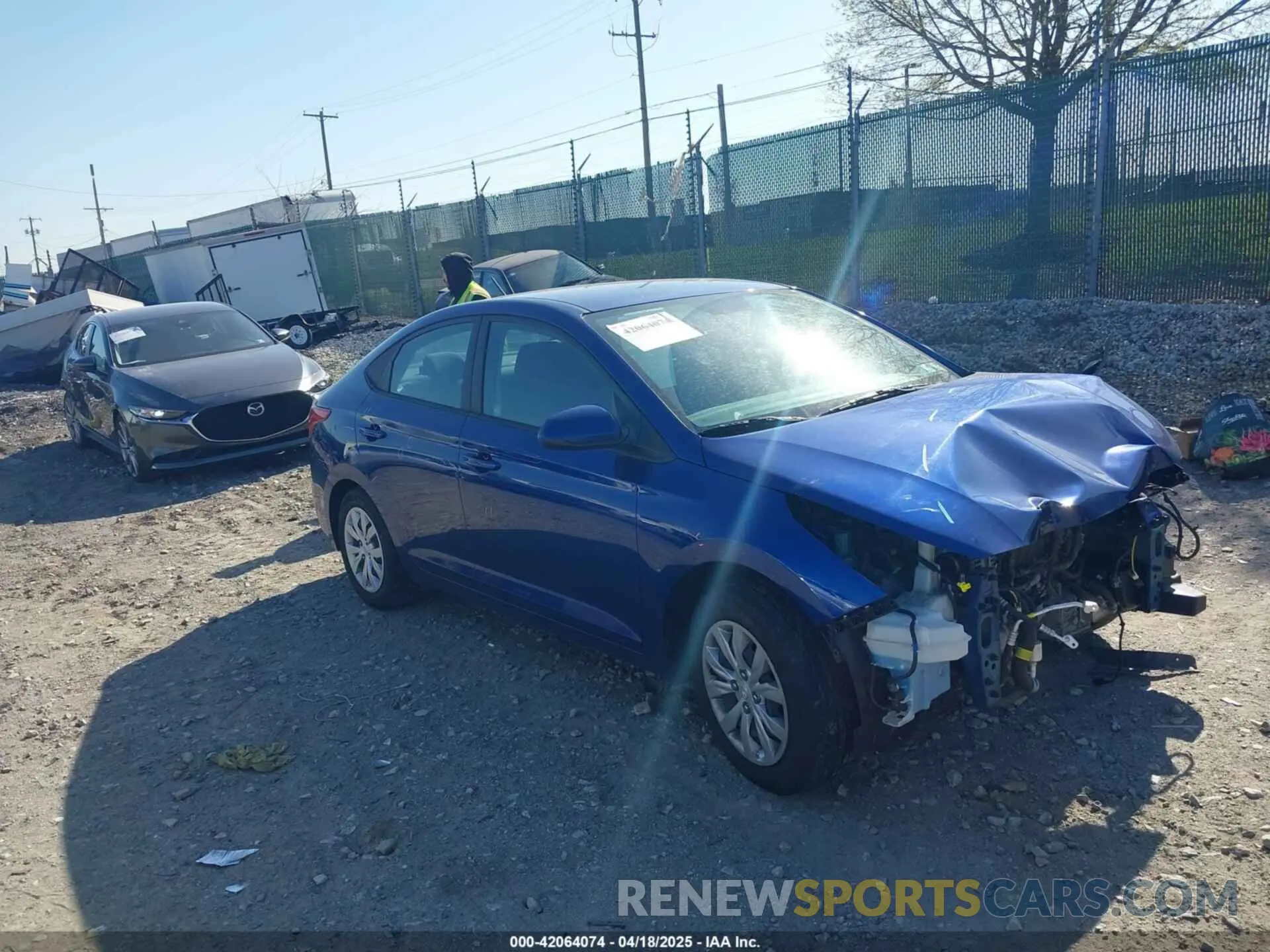 1 Photograph of a damaged car 3KPC24A63ME130238 HYUNDAI ACCENT 2021