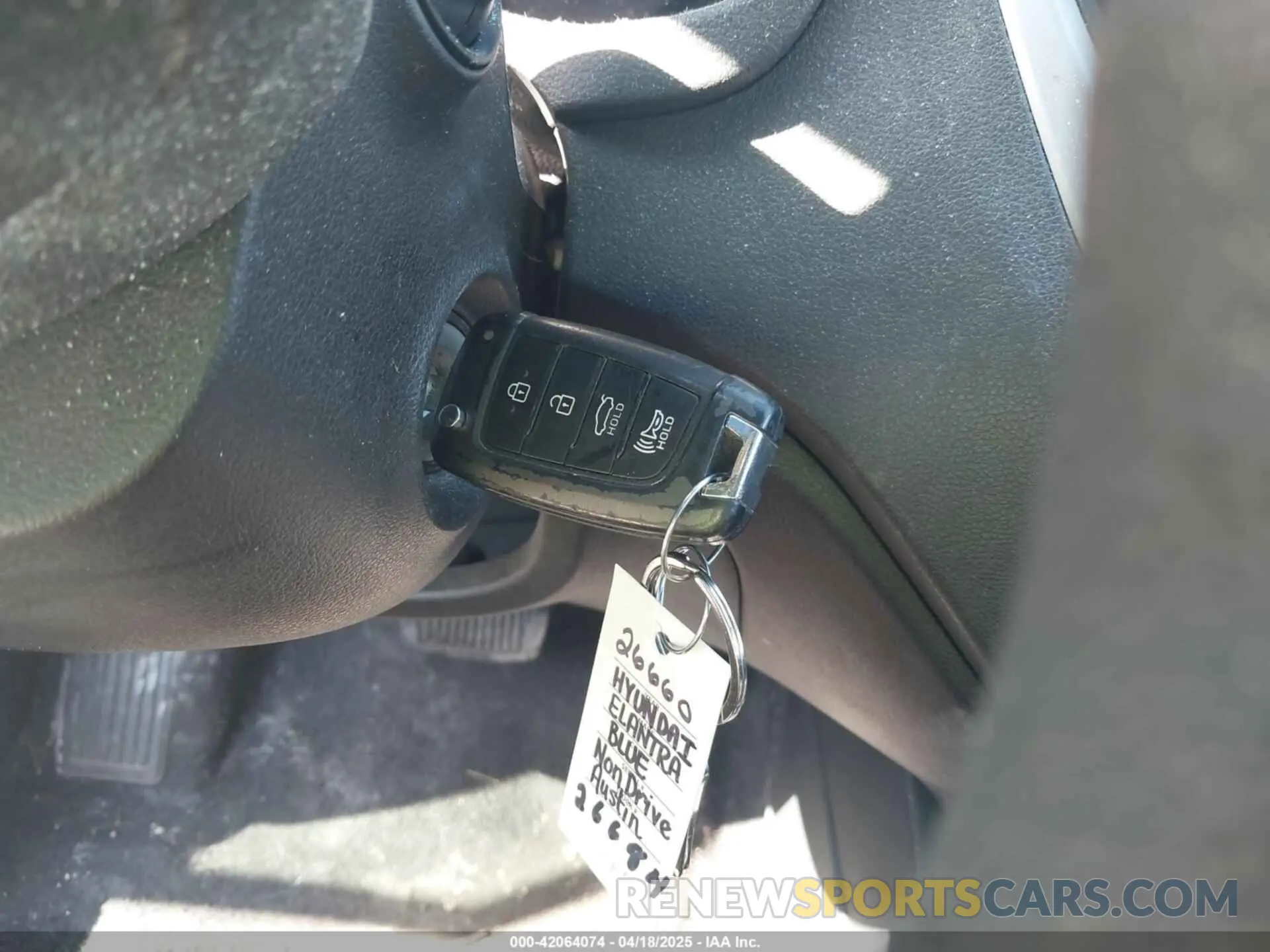 11 Photograph of a damaged car 3KPC24A63ME130238 HYUNDAI ACCENT 2021