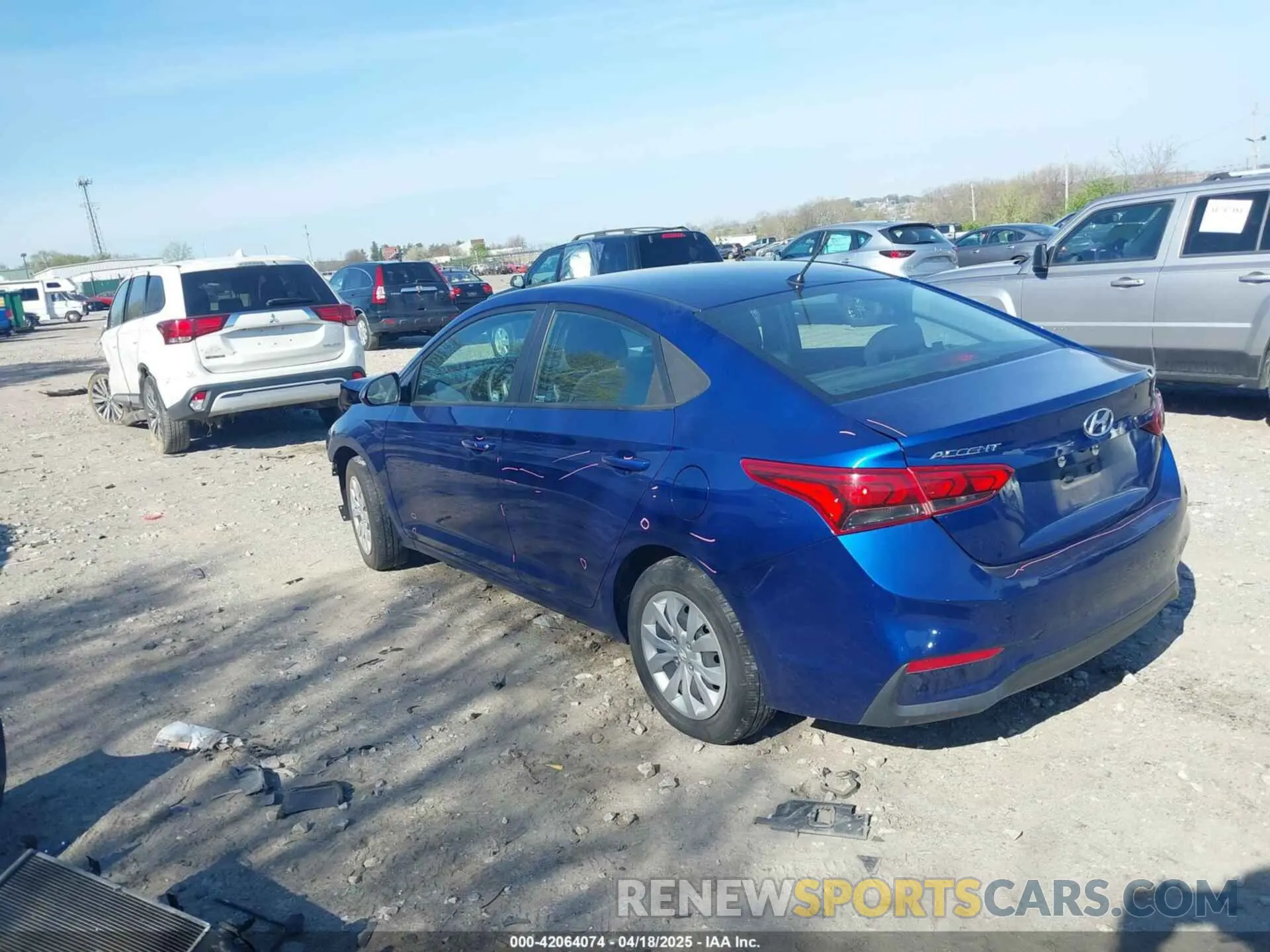 3 Photograph of a damaged car 3KPC24A63ME130238 HYUNDAI ACCENT 2021