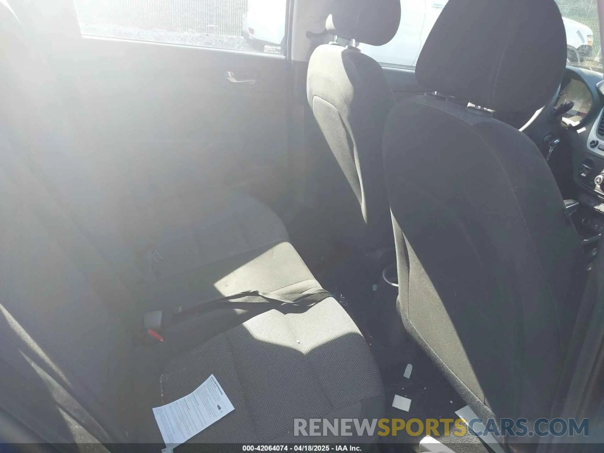 8 Photograph of a damaged car 3KPC24A63ME130238 HYUNDAI ACCENT 2021