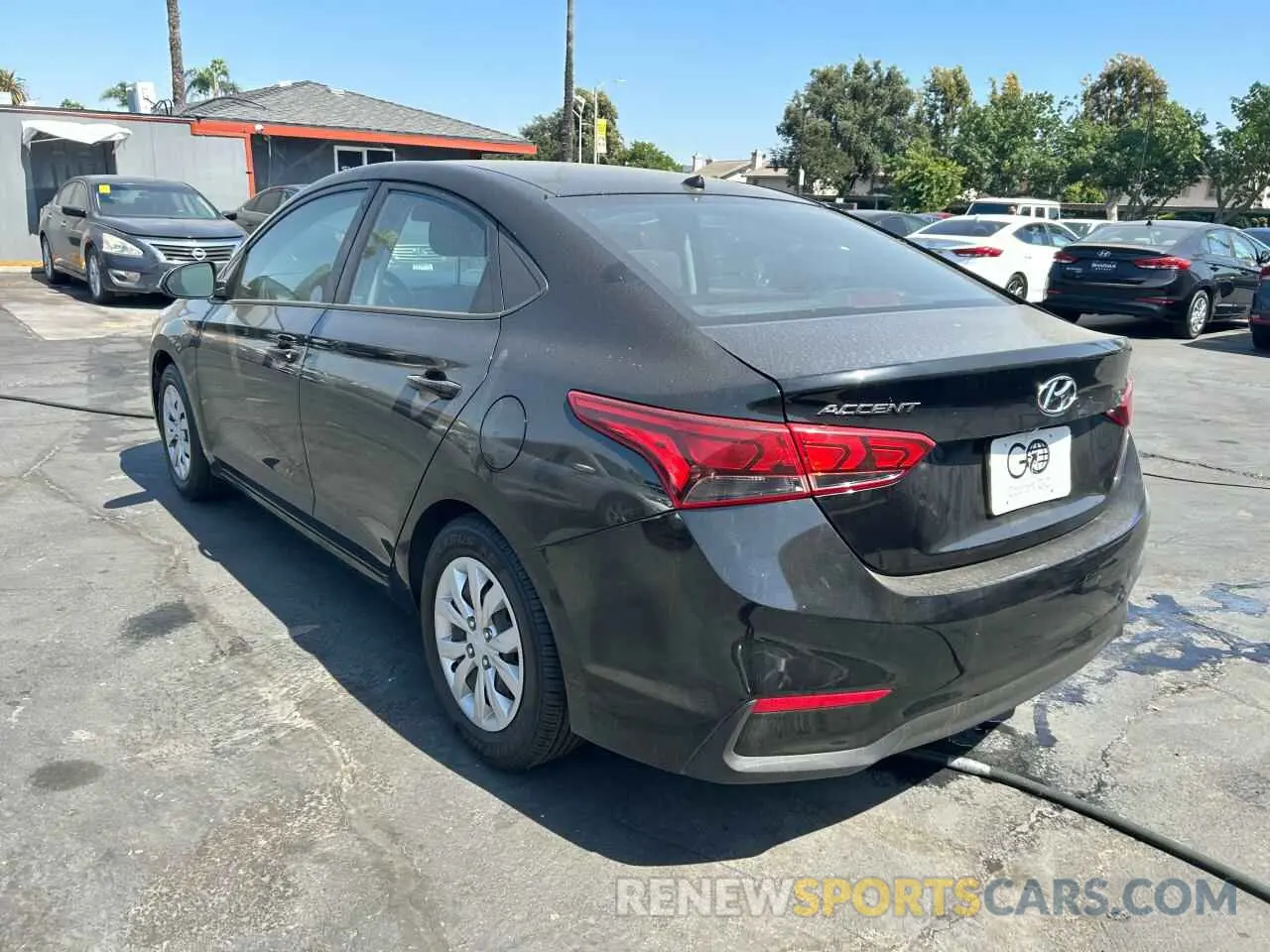3 Photograph of a damaged car 3KPC24A63ME138453 HYUNDAI ACCENT 2021
