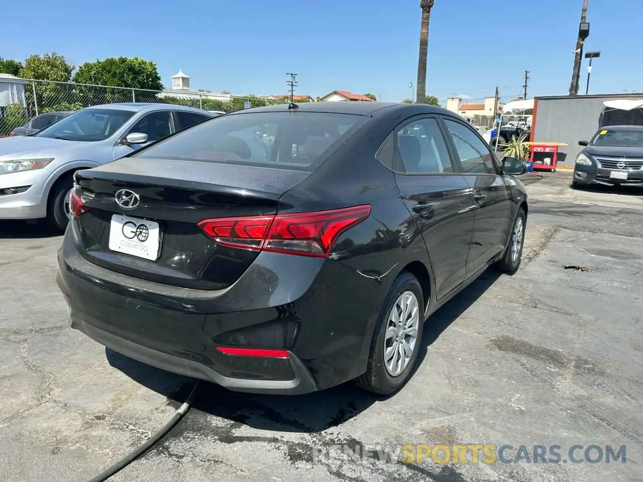 4 Photograph of a damaged car 3KPC24A63ME138453 HYUNDAI ACCENT 2021