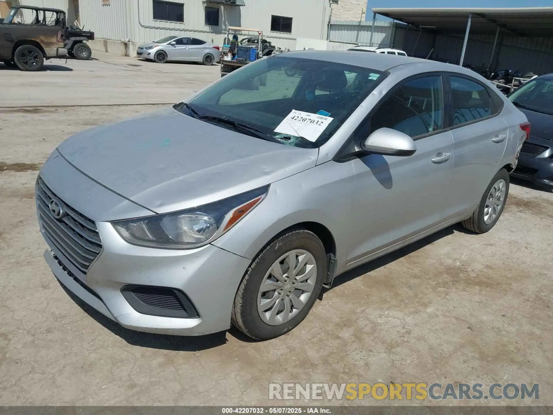 2 Photograph of a damaged car 3KPC24A63ME139599 HYUNDAI ACCENT 2021