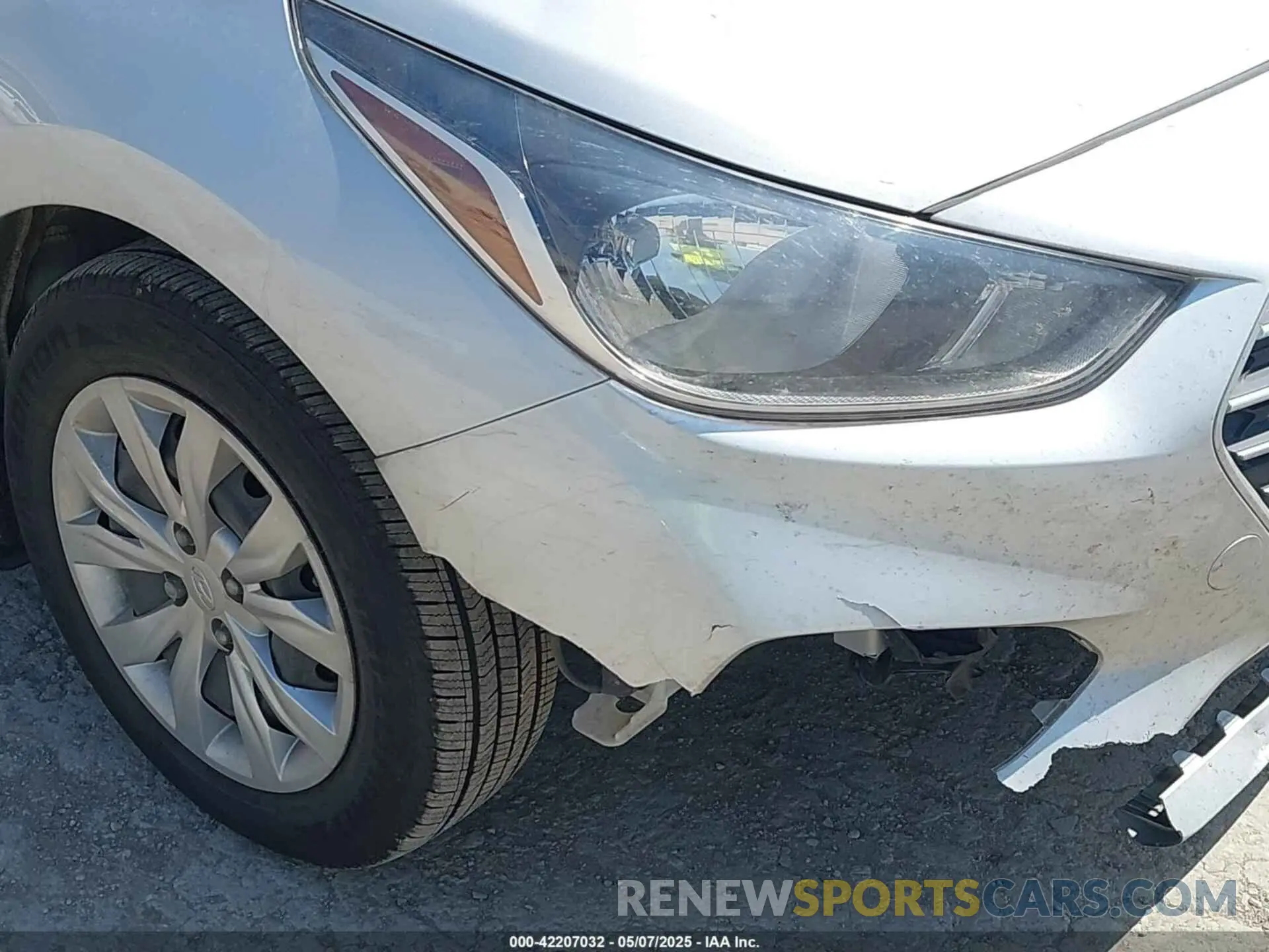 6 Photograph of a damaged car 3KPC24A63ME139599 HYUNDAI ACCENT 2021