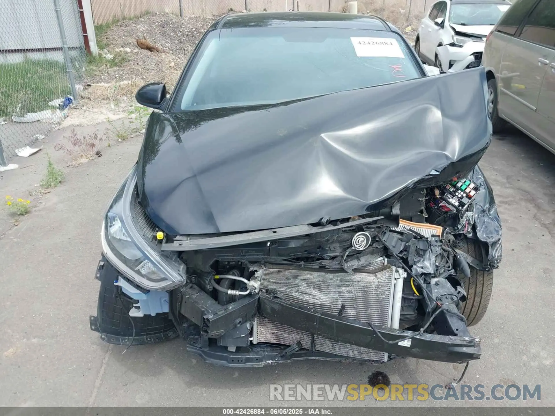 12 Photograph of a damaged car 3KPC24A63ME148528 HYUNDAI ACCENT 2021