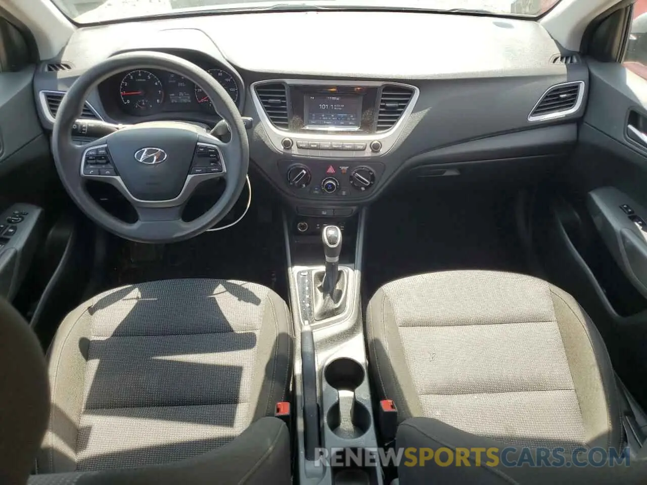 8 Photograph of a damaged car 3KPC24A63ME149355 HYUNDAI ACCENT 2021