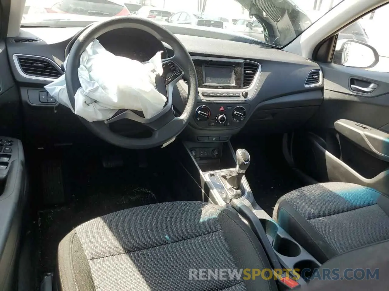 8 Photograph of a damaged car 3KPC24A63ME150778 HYUNDAI ACCENT 2021