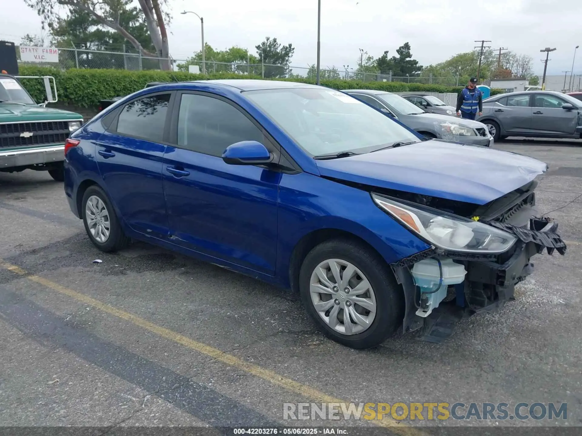 1 Photograph of a damaged car 3KPC24A64ME132662 HYUNDAI ACCENT 2021
