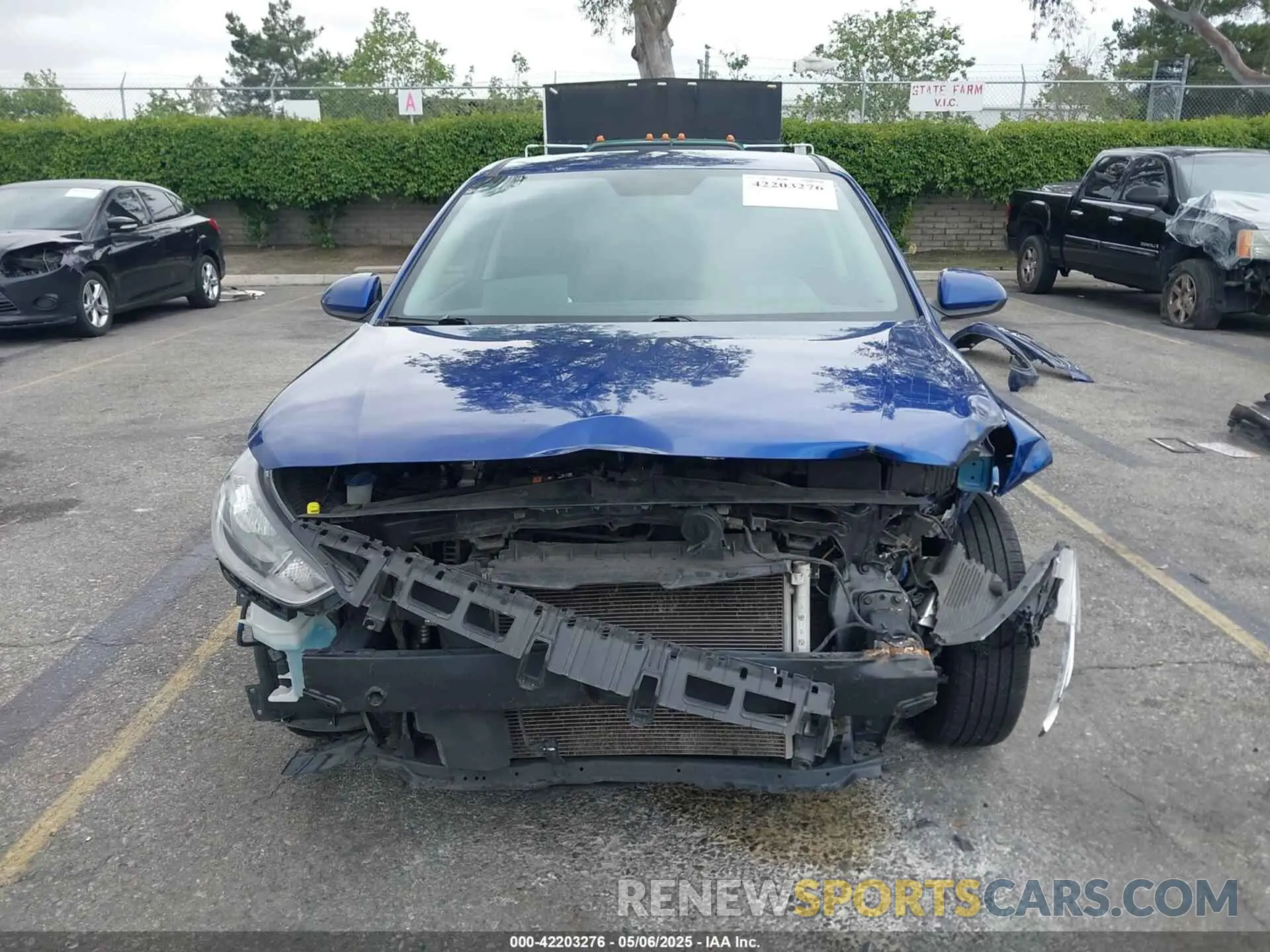 13 Photograph of a damaged car 3KPC24A64ME132662 HYUNDAI ACCENT 2021