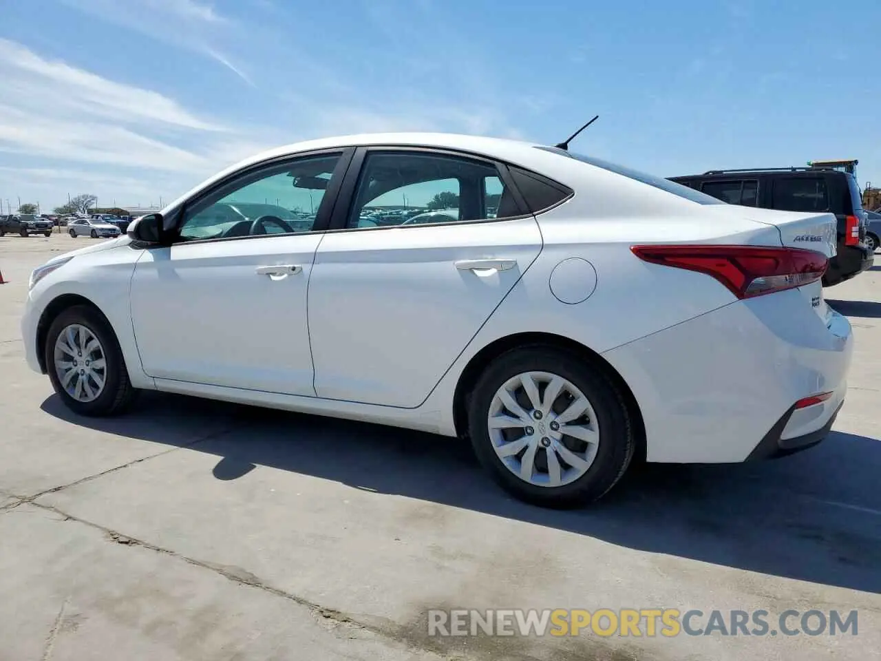 2 Photograph of a damaged car 3KPC24A64ME138364 HYUNDAI ACCENT 2021