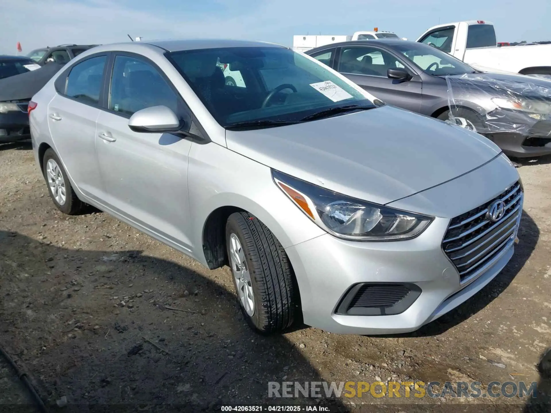 1 Photograph of a damaged car 3KPC24A64ME146982 HYUNDAI ACCENT 2021