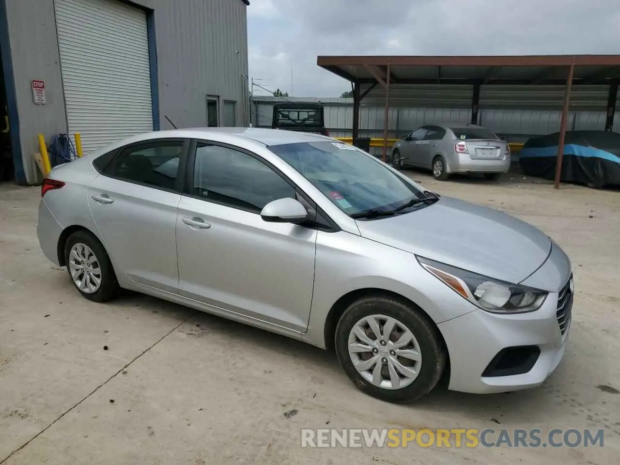 4 Photograph of a damaged car 3KPC24A64ME147212 HYUNDAI ACCENT 2021