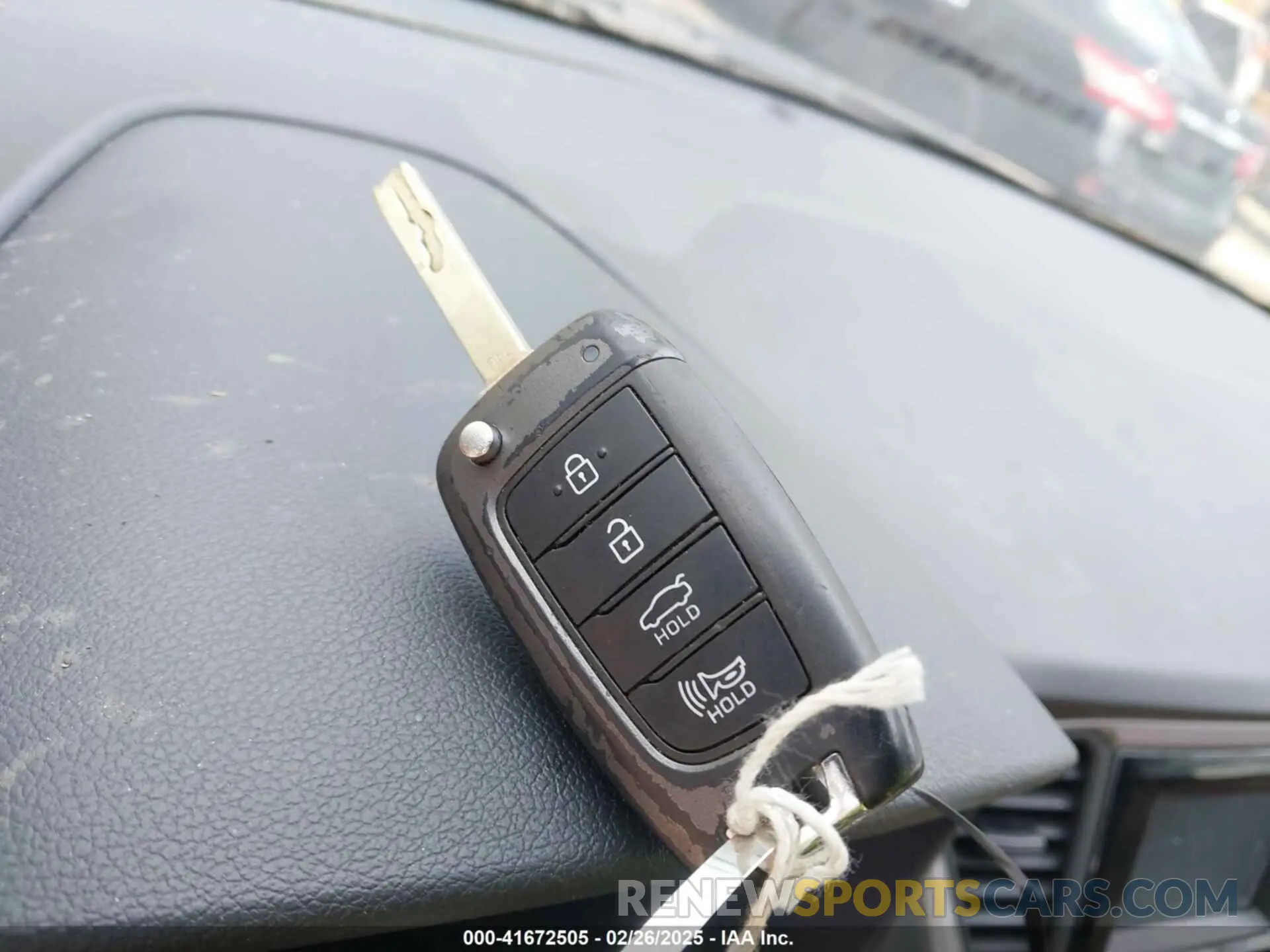 11 Photograph of a damaged car 3KPC24A65ME136235 HYUNDAI ACCENT 2021