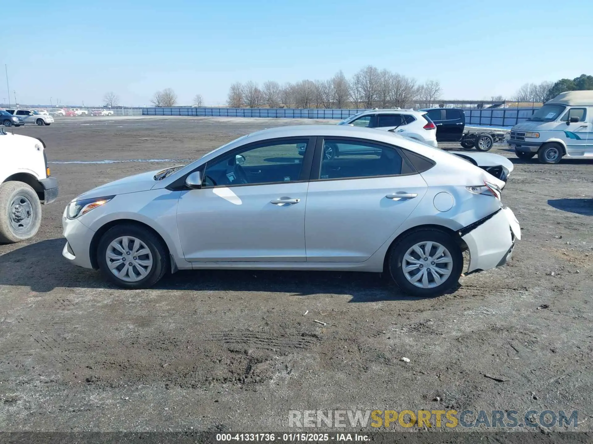 14 Photograph of a damaged car 3KPC24A65ME139281 HYUNDAI ACCENT 2021