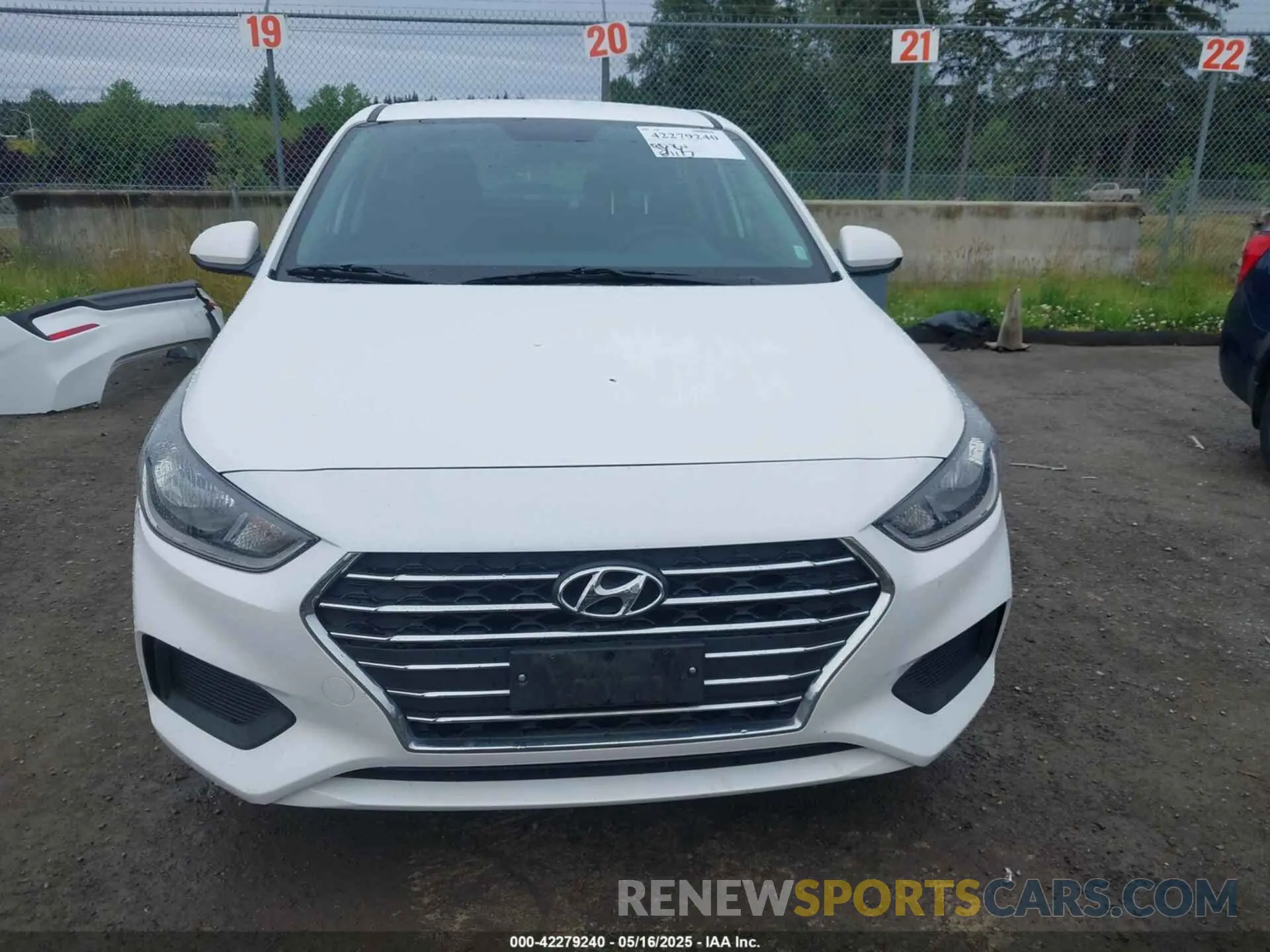 13 Photograph of a damaged car 3KPC24A65ME149552 HYUNDAI ACCENT 2021